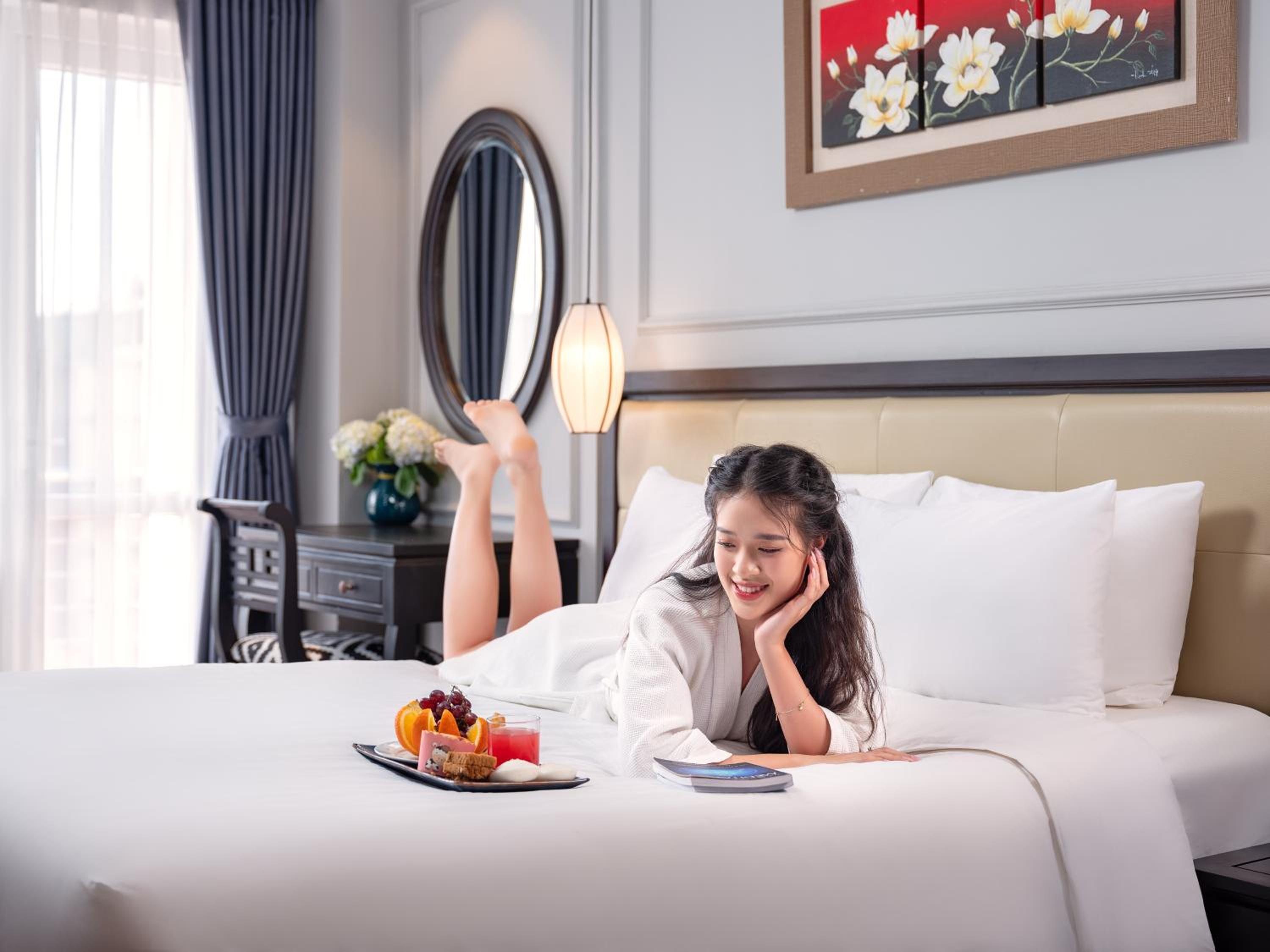 Deluxe Double or Twin Room with City View