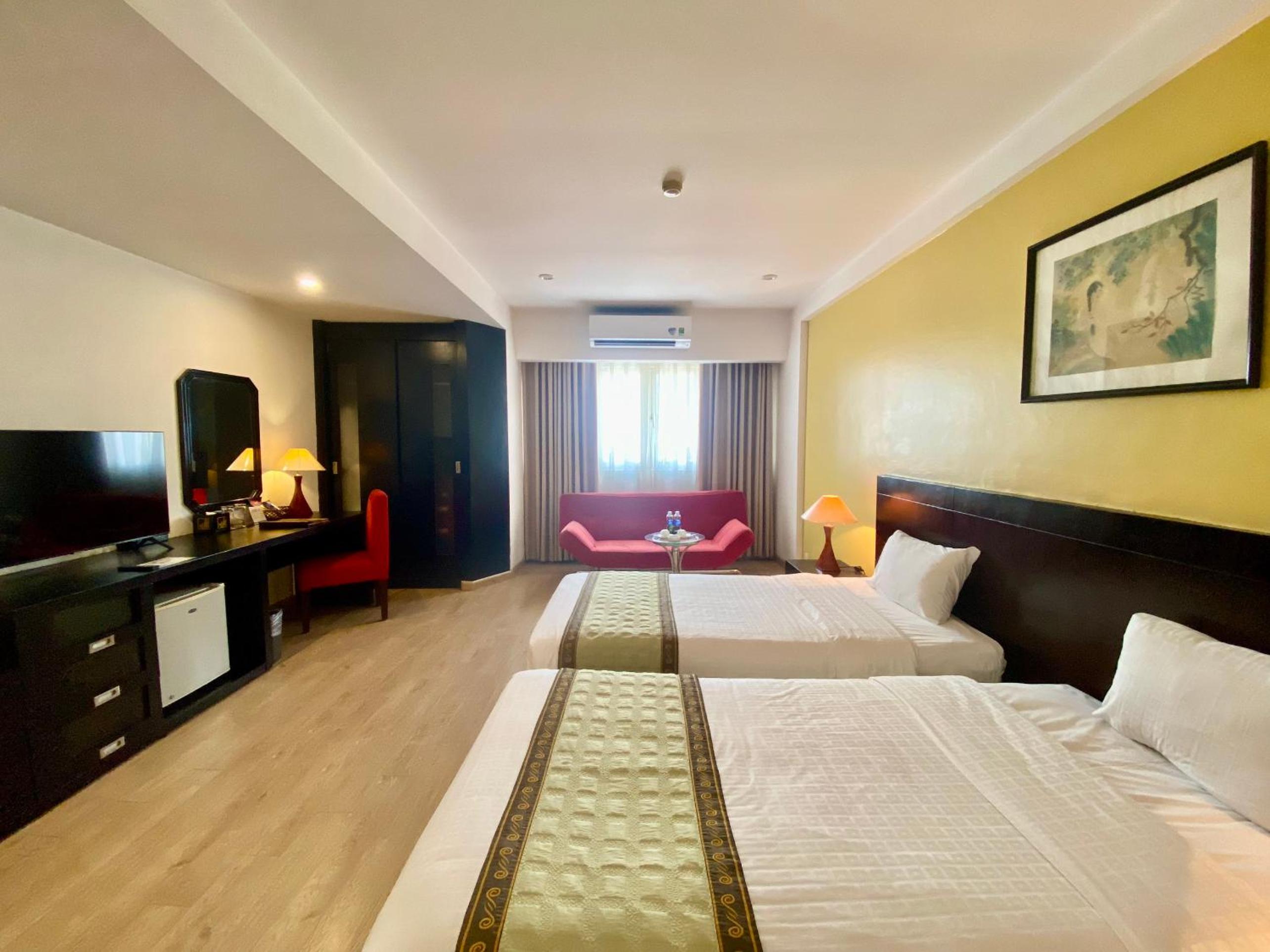 Deluxe Twin Room