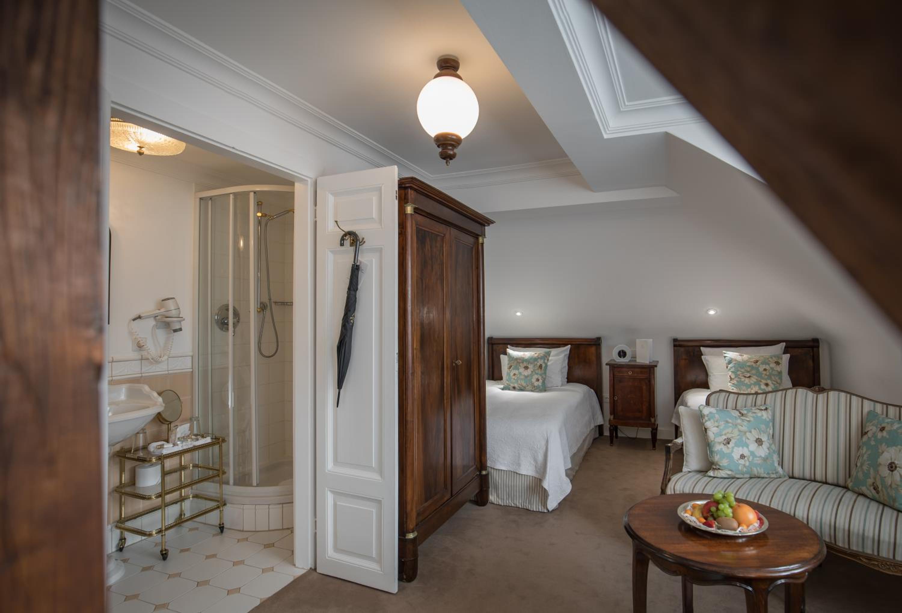 Comfort Twin Room