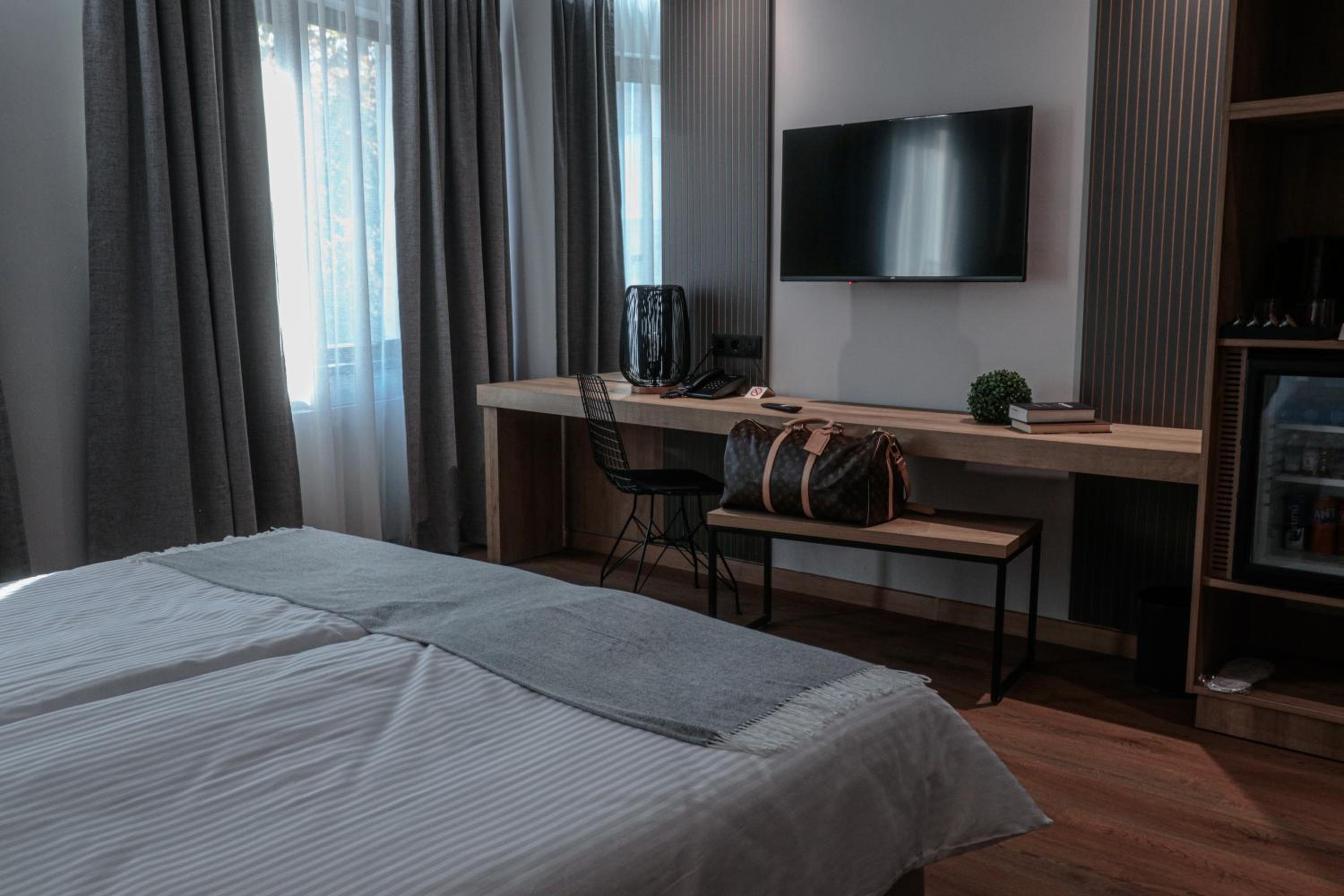 Comfort Double Room - Non-Smoking