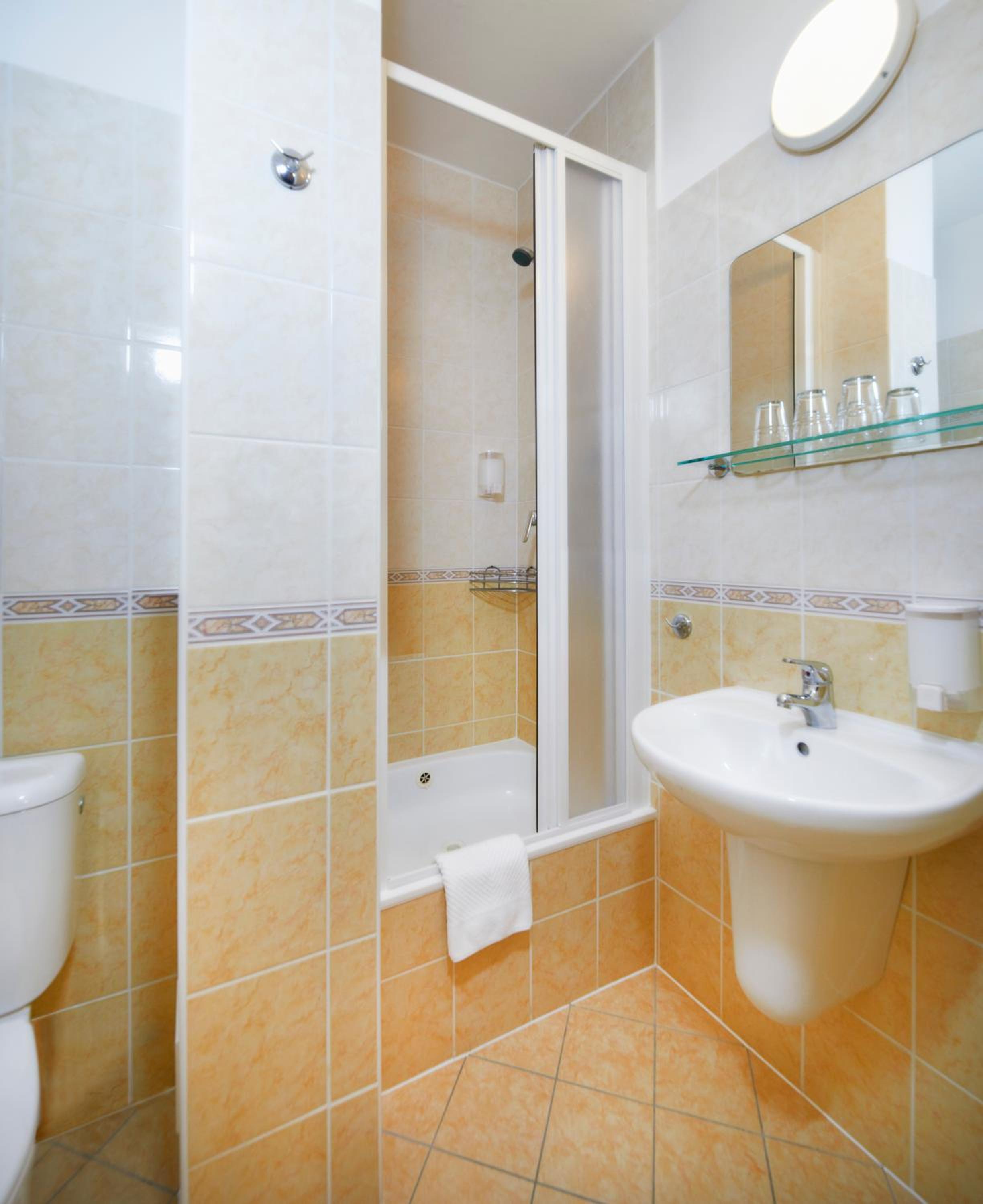 Economy Suite with Pool Access