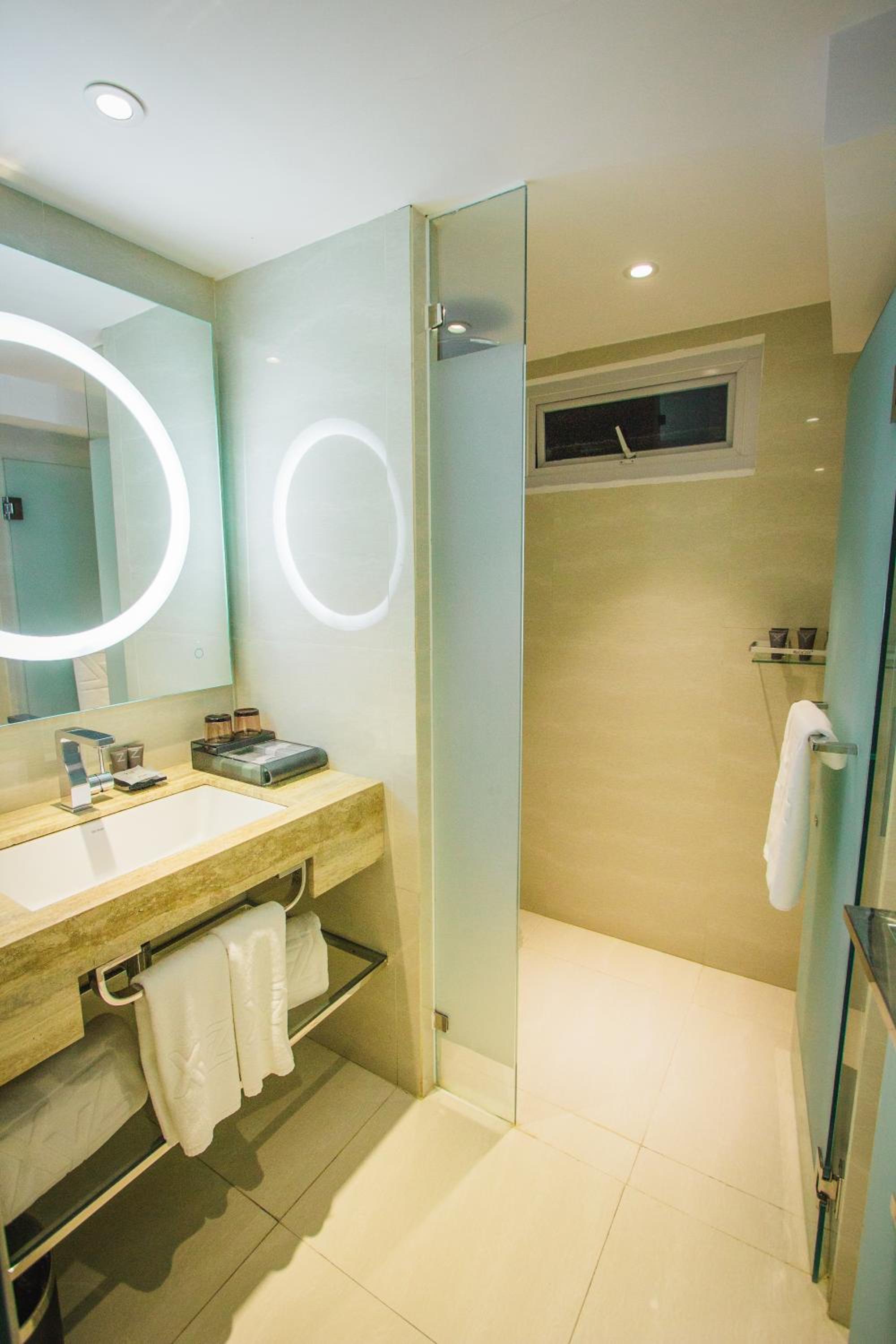 Premium Quadruple Room