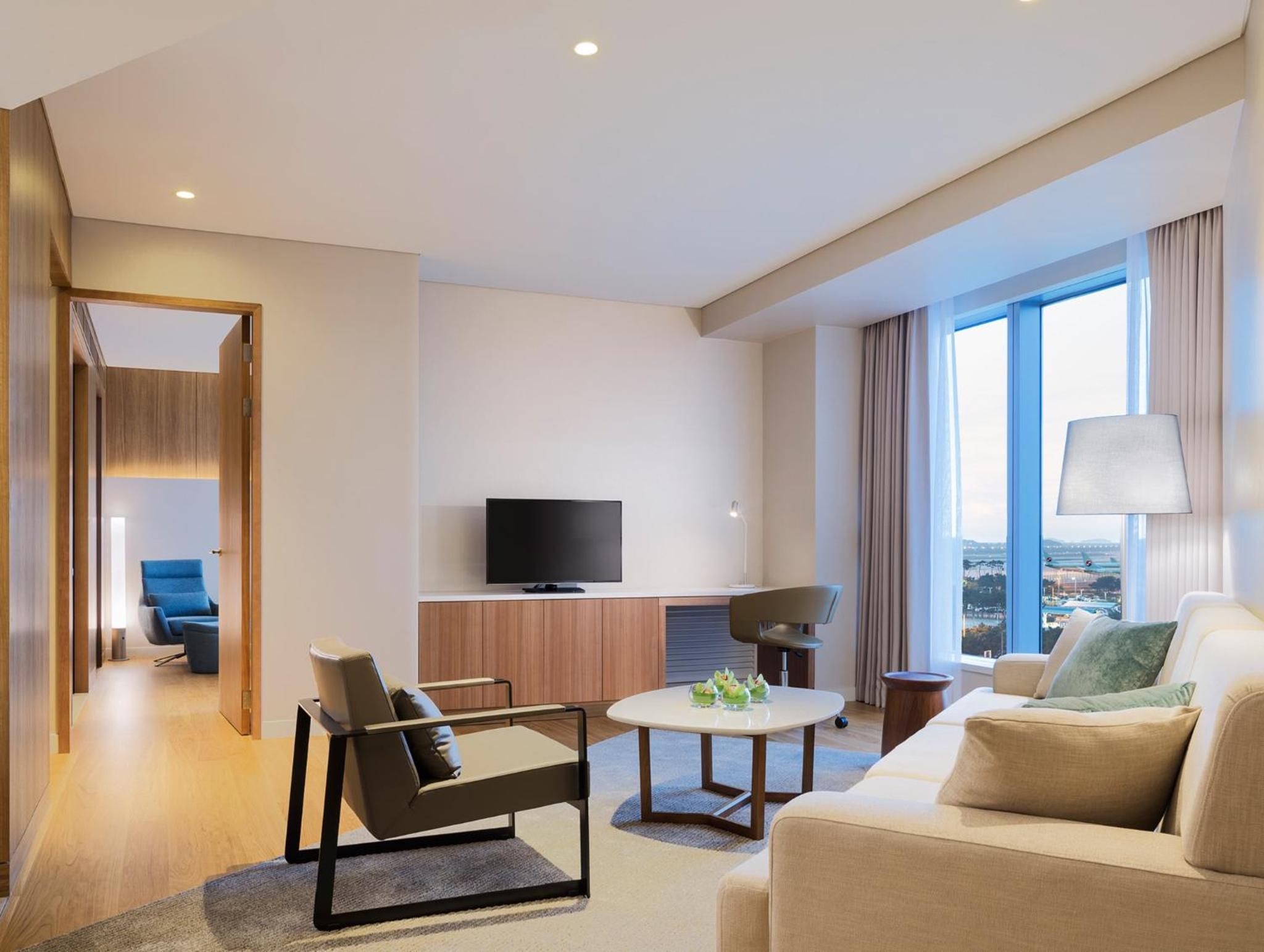 Residence with One Bed - West Tower