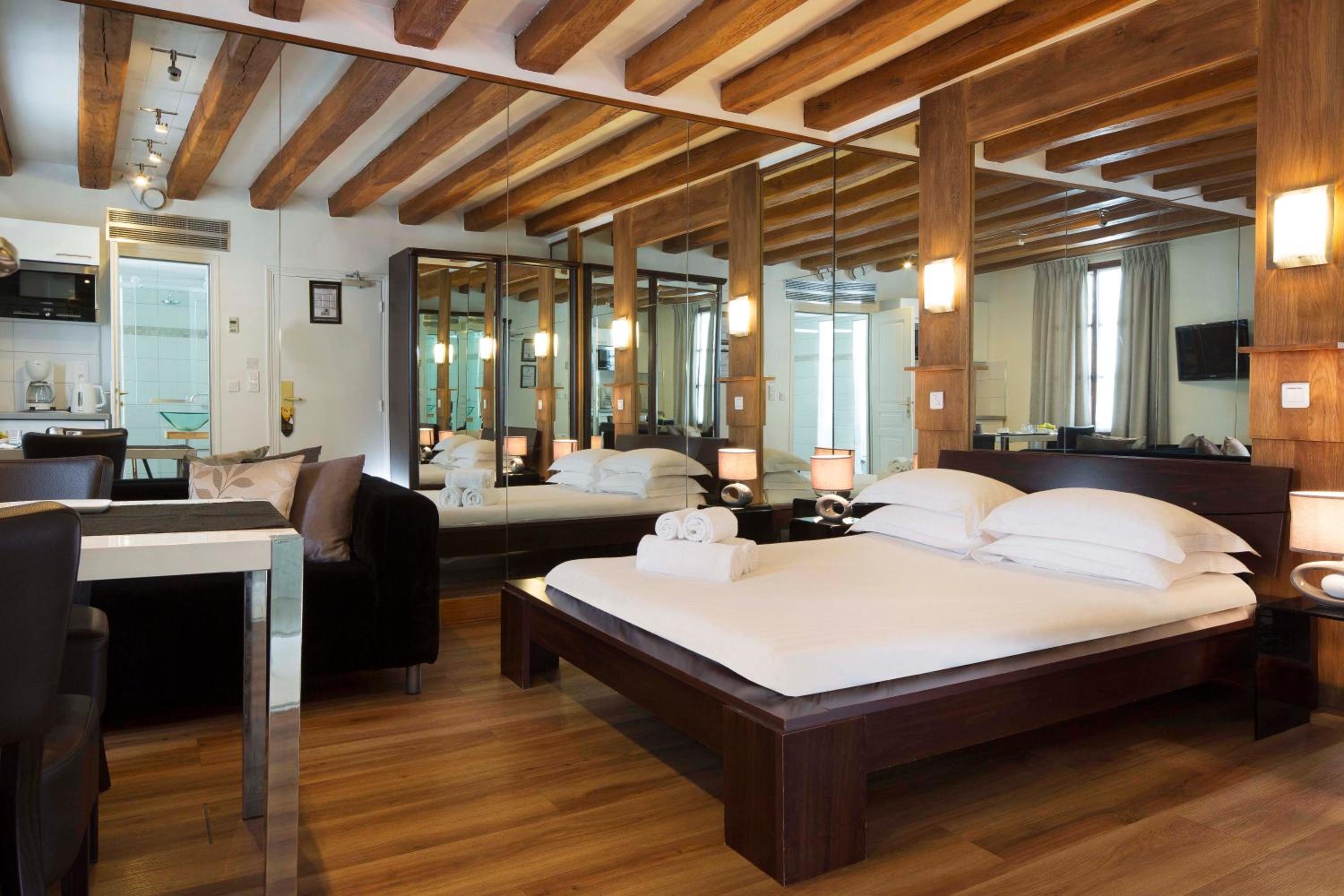 Studio (2 Adults) - Rue de la Sourdière