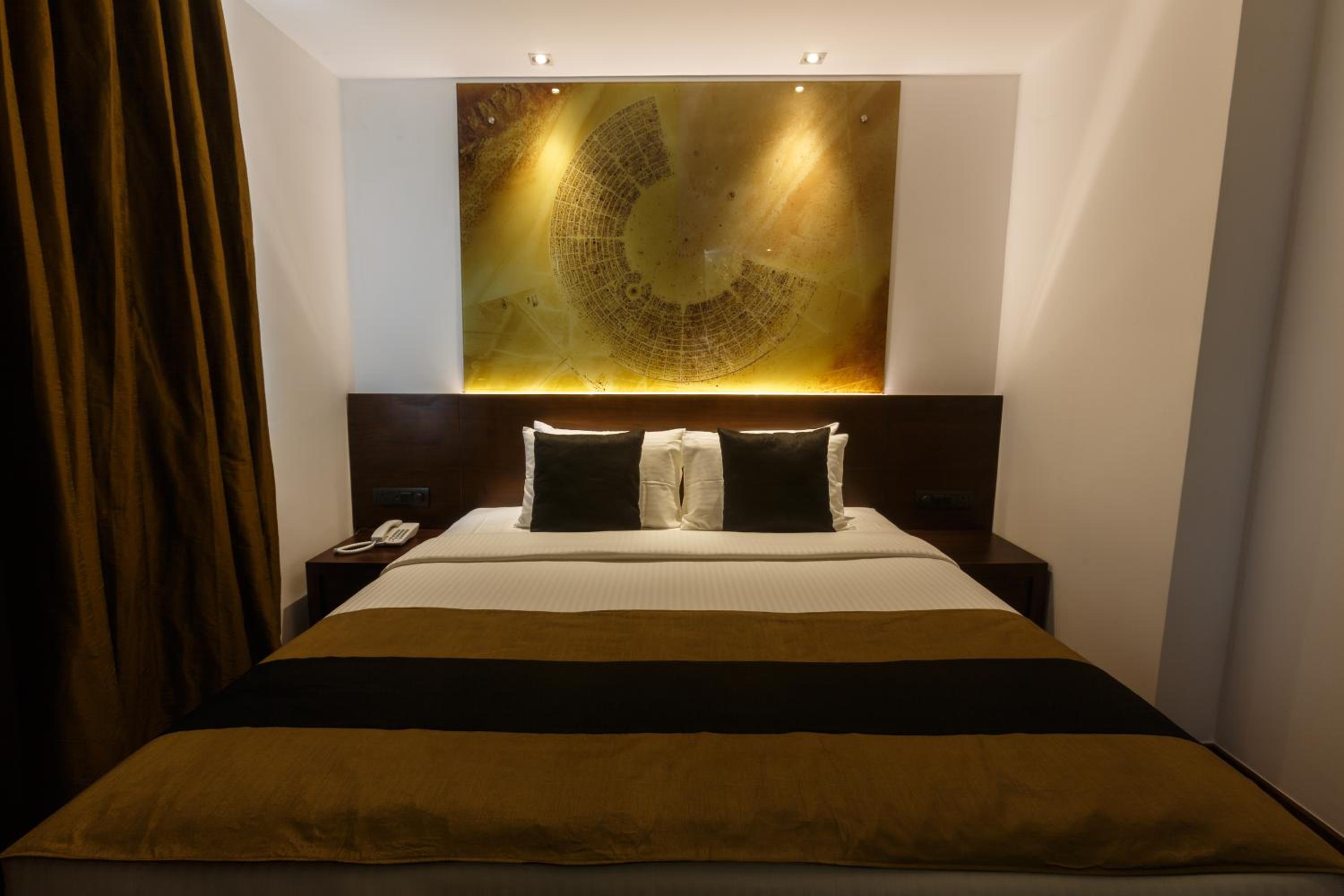 Super Deluxe Double or Twin Room  with free late check-out until 4.00 pm and early check in from 10.00 am