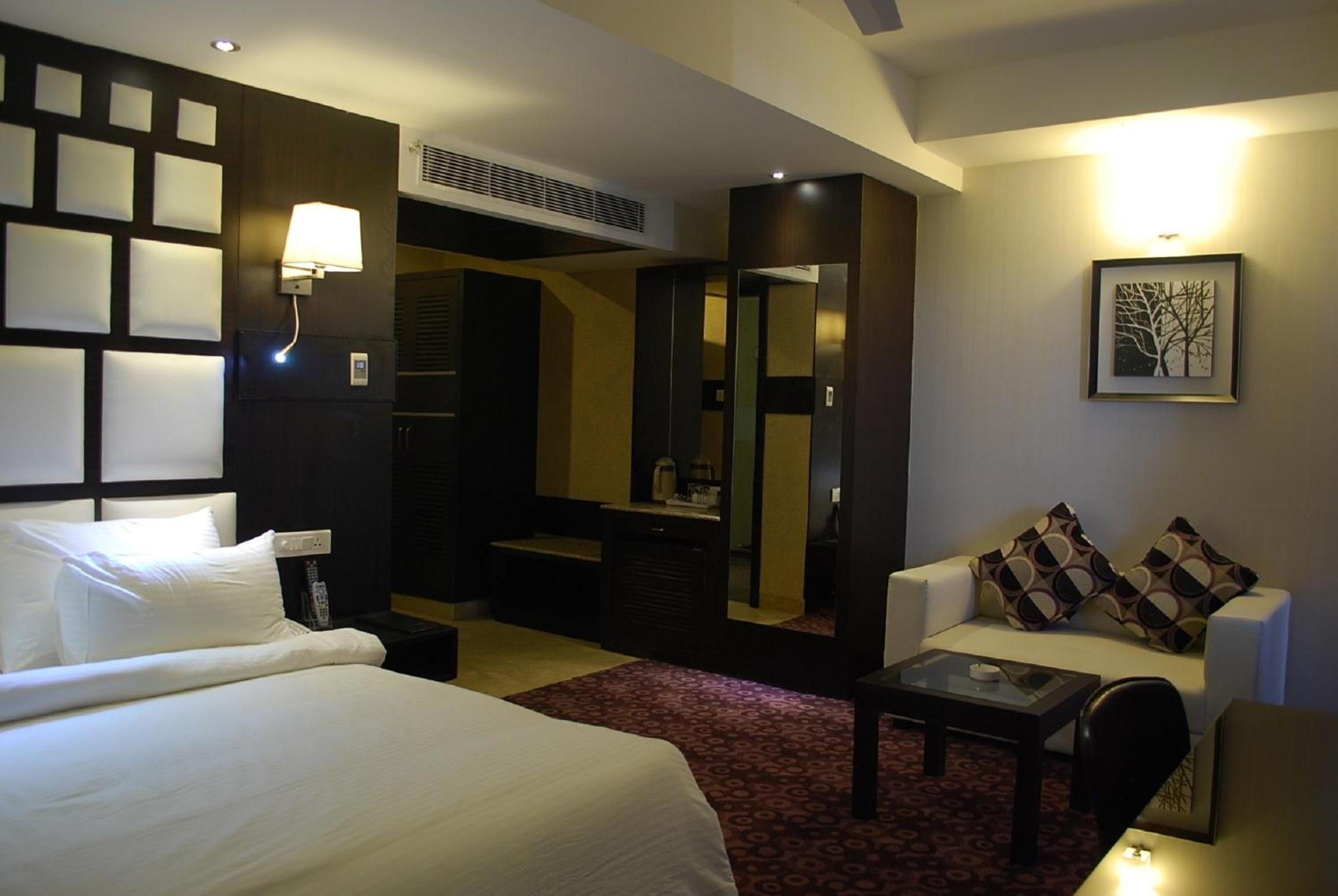 Luxury Suite
