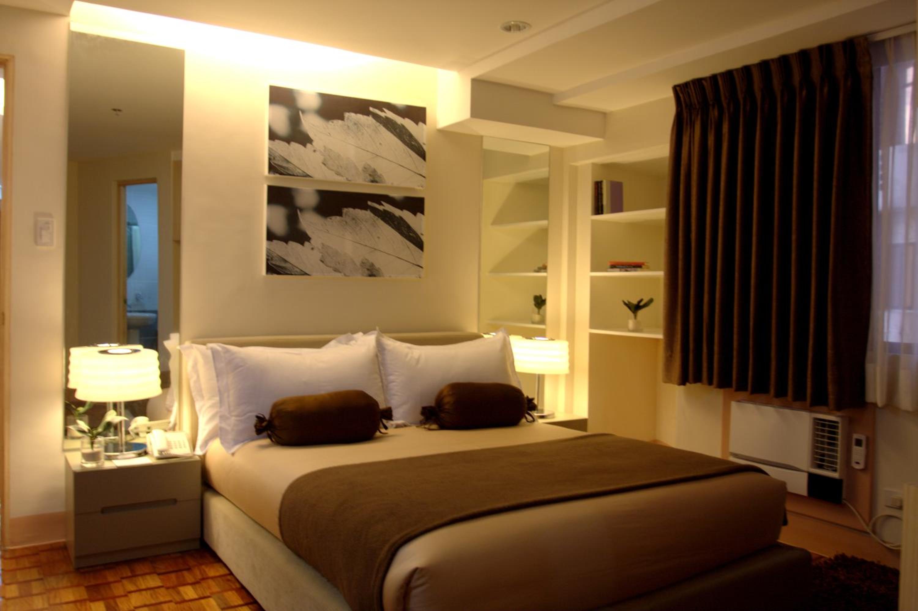 One-Bedroom Suite