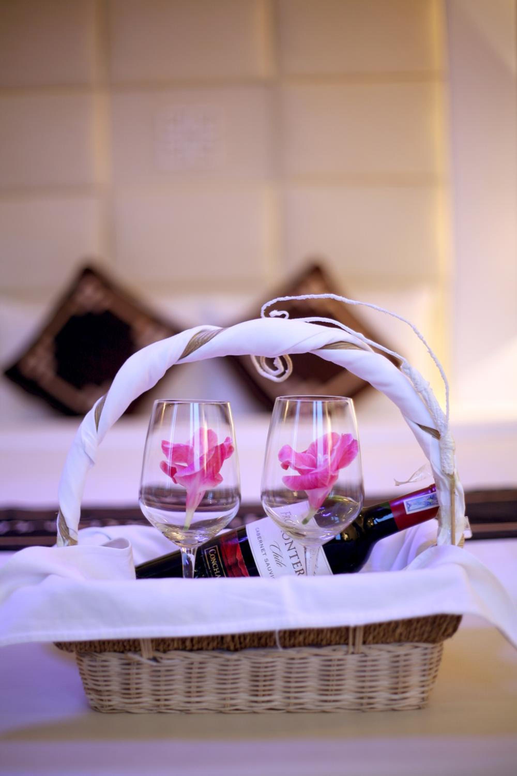 King Suite with City View