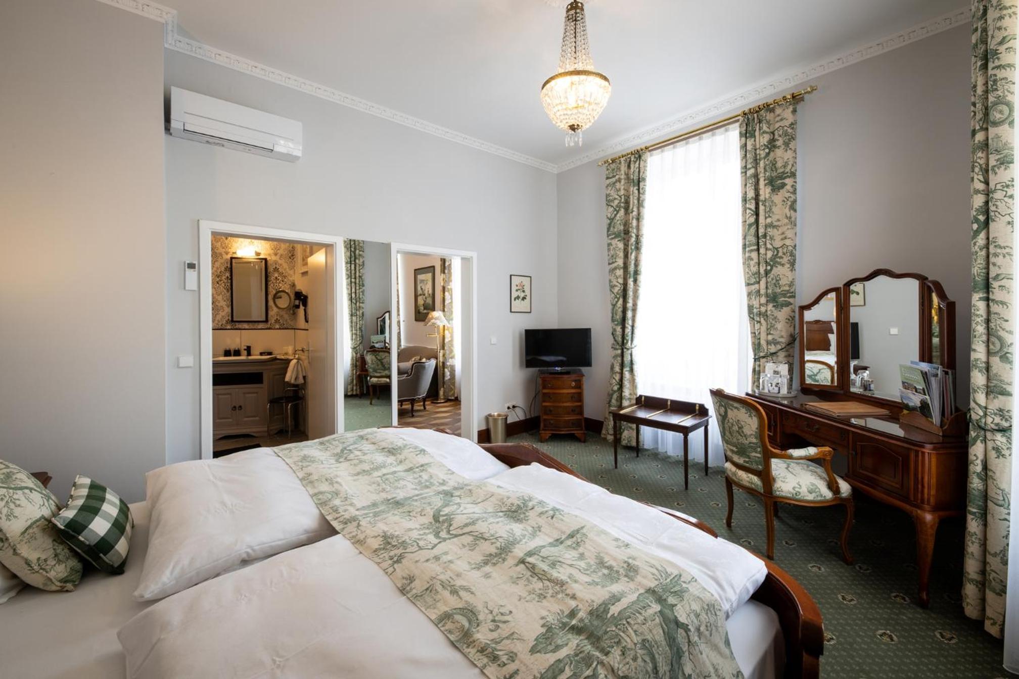 Junior Suite