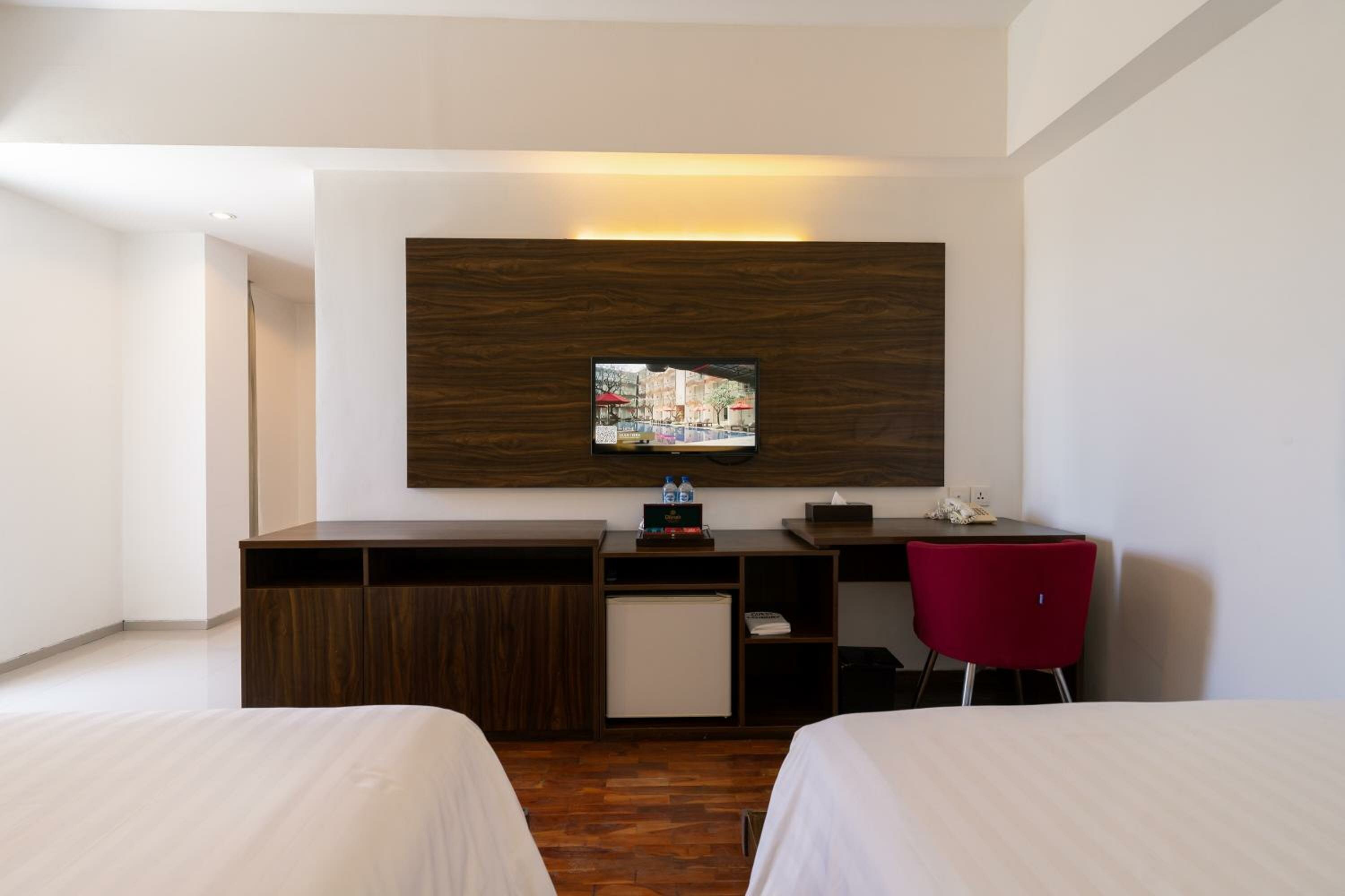 Royal Two-Bedroom Suite