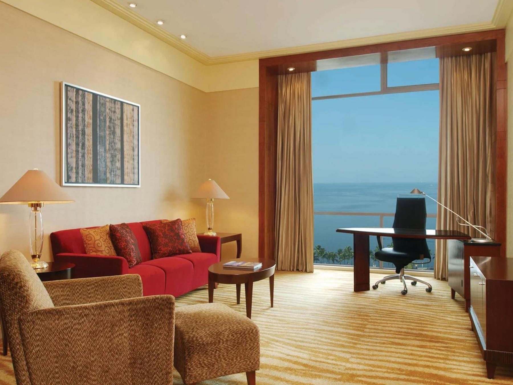 Bay View Suite
