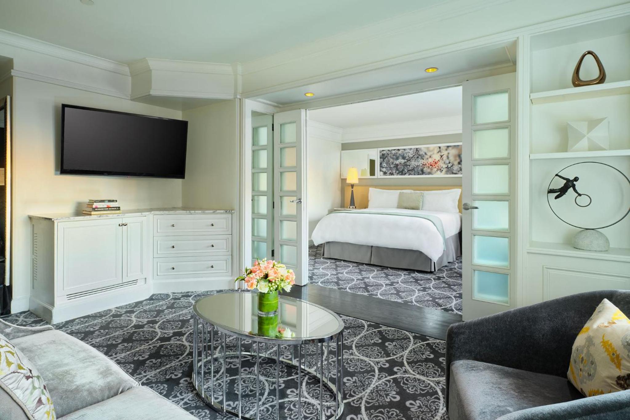 Grand Executive Suite