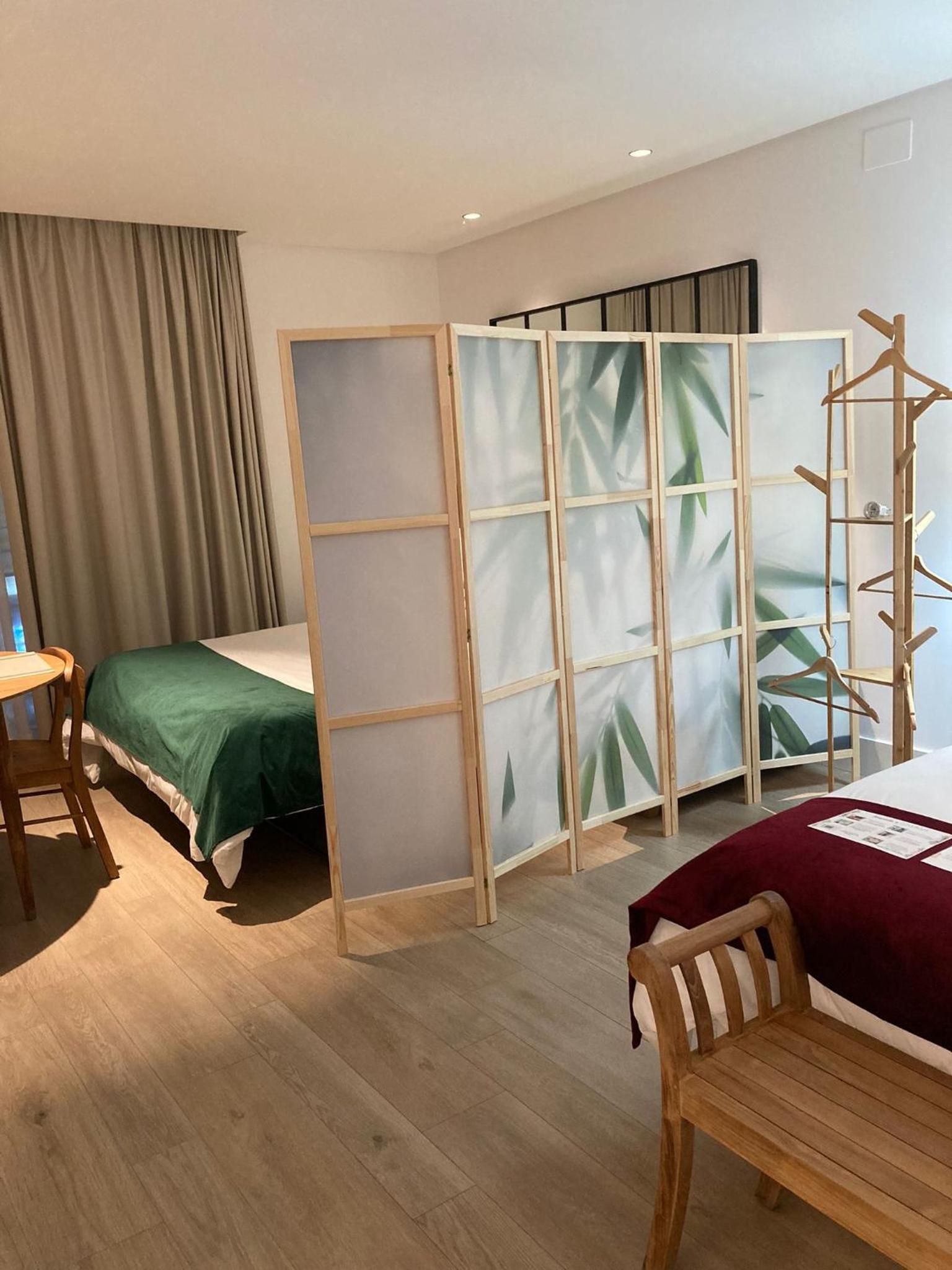 Apartment with Balcony Premium