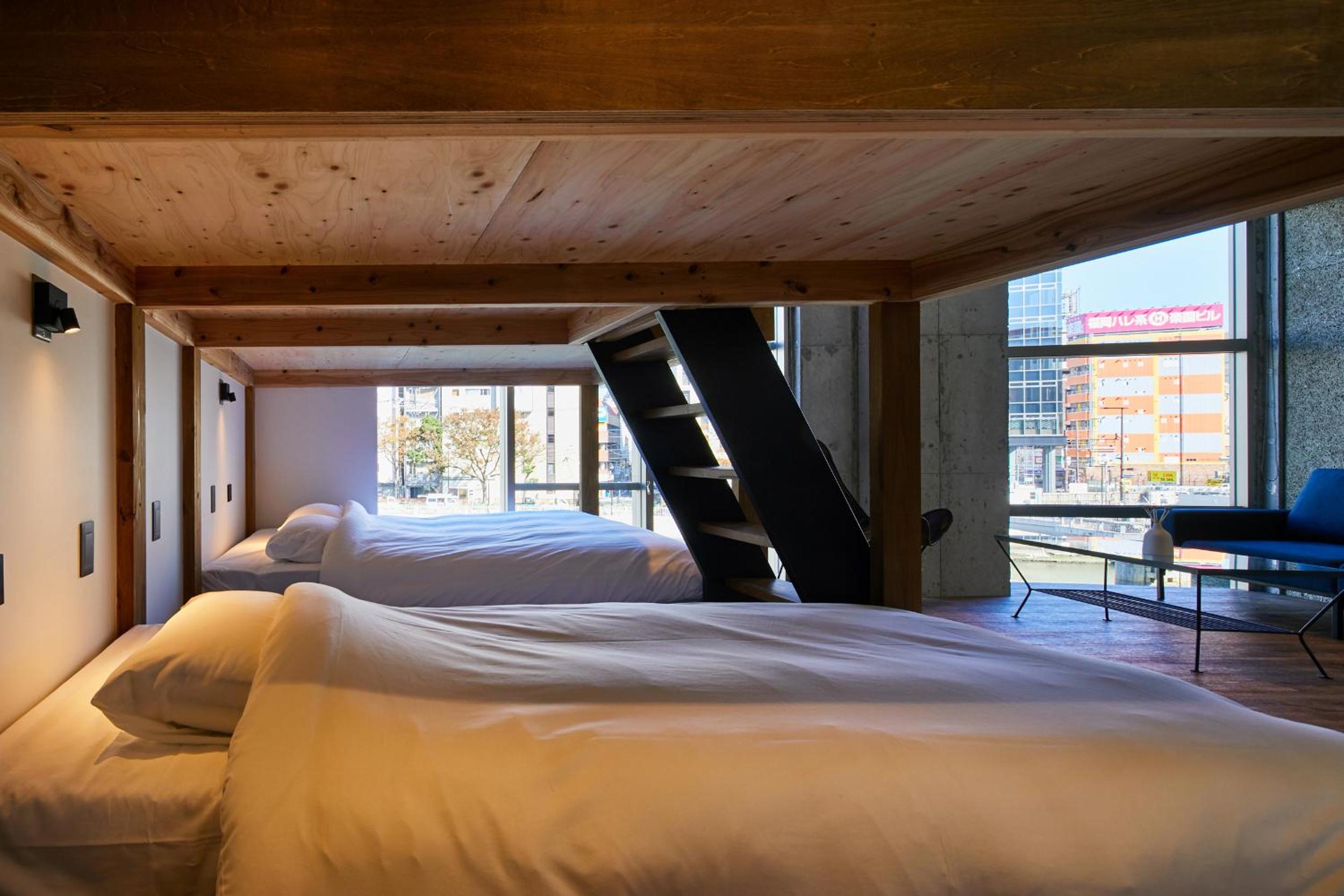 Deluxe Studio - No Cleaning for Consecutive Night Stays