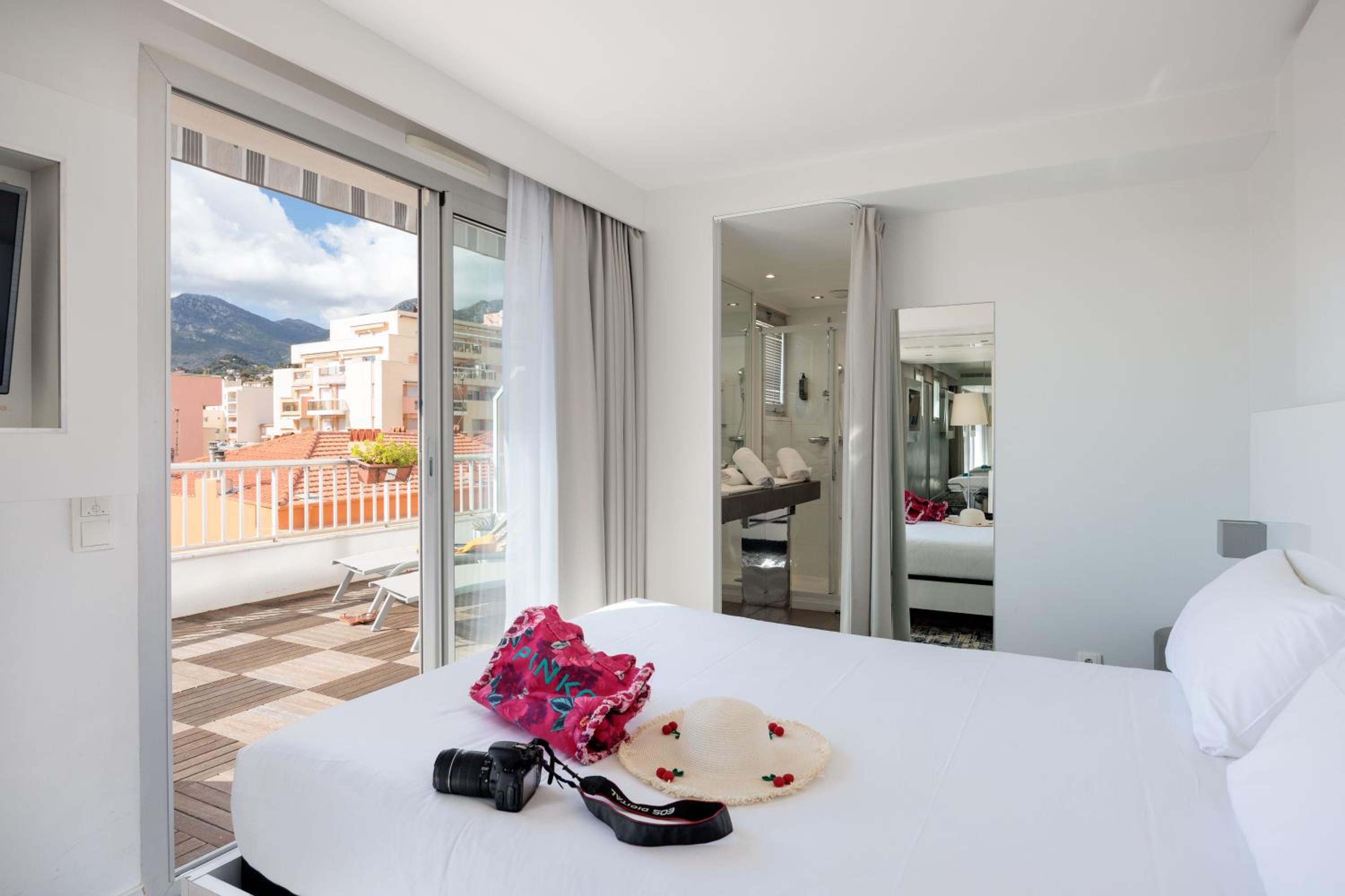 Standard Family Suite