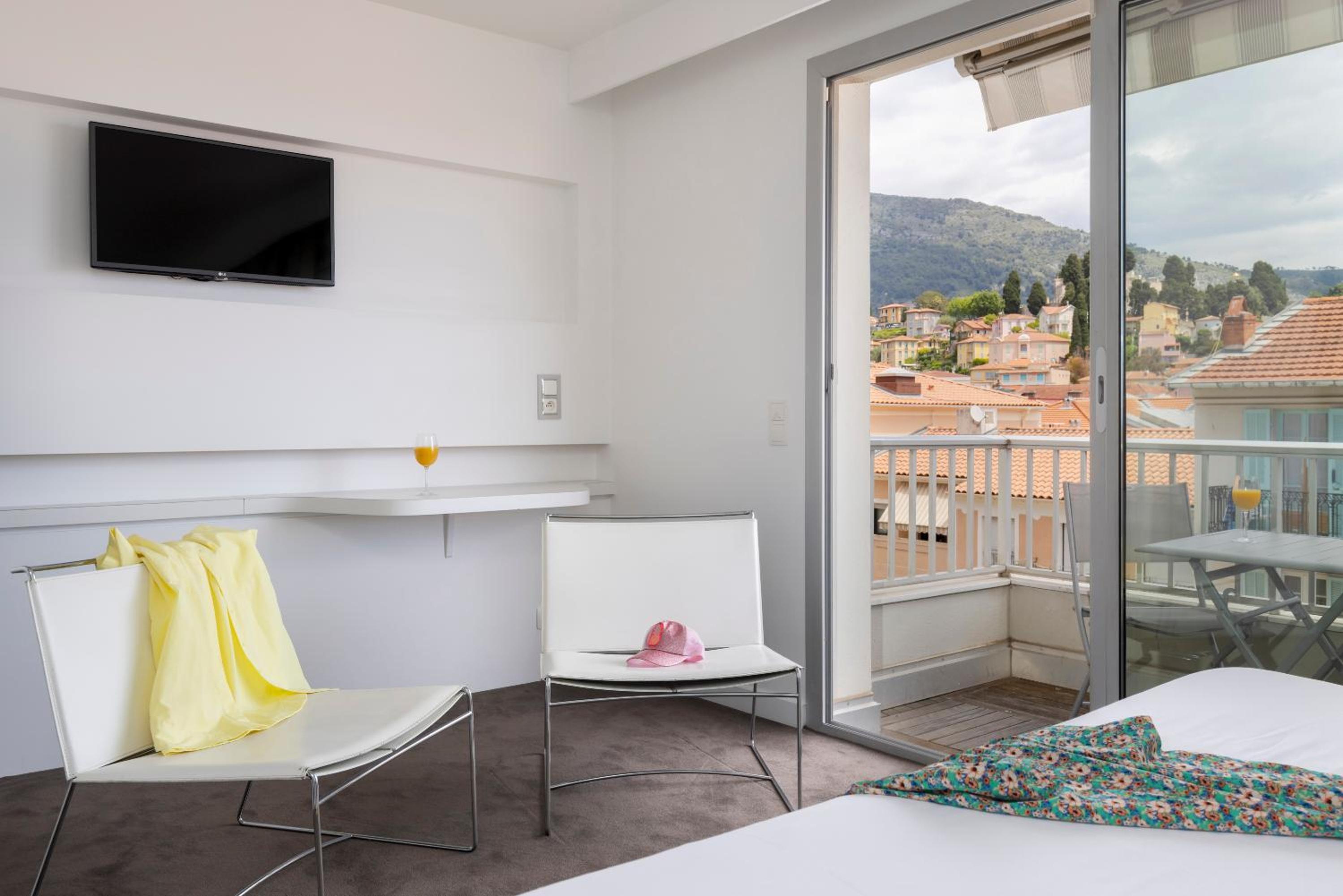 Standard Family Suite