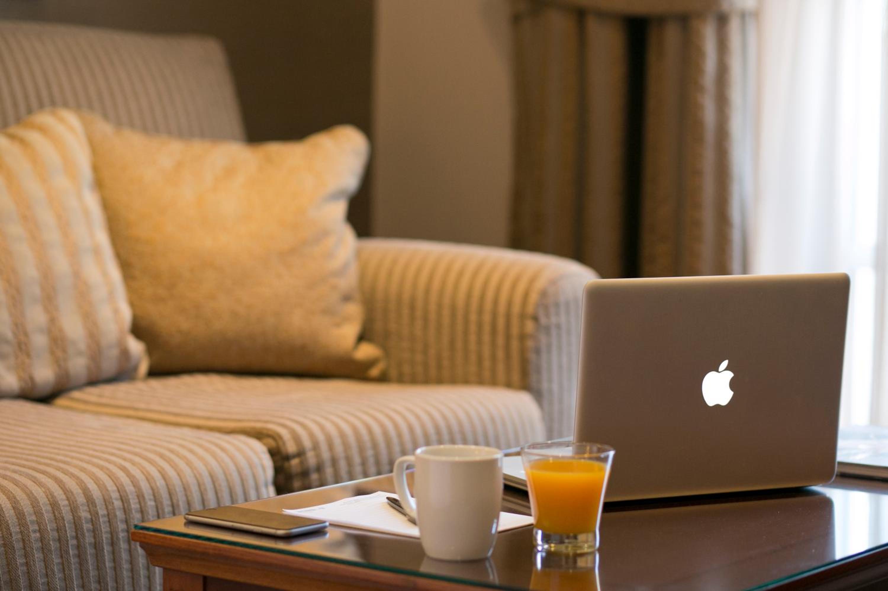 Junior Suite with Acropolis View