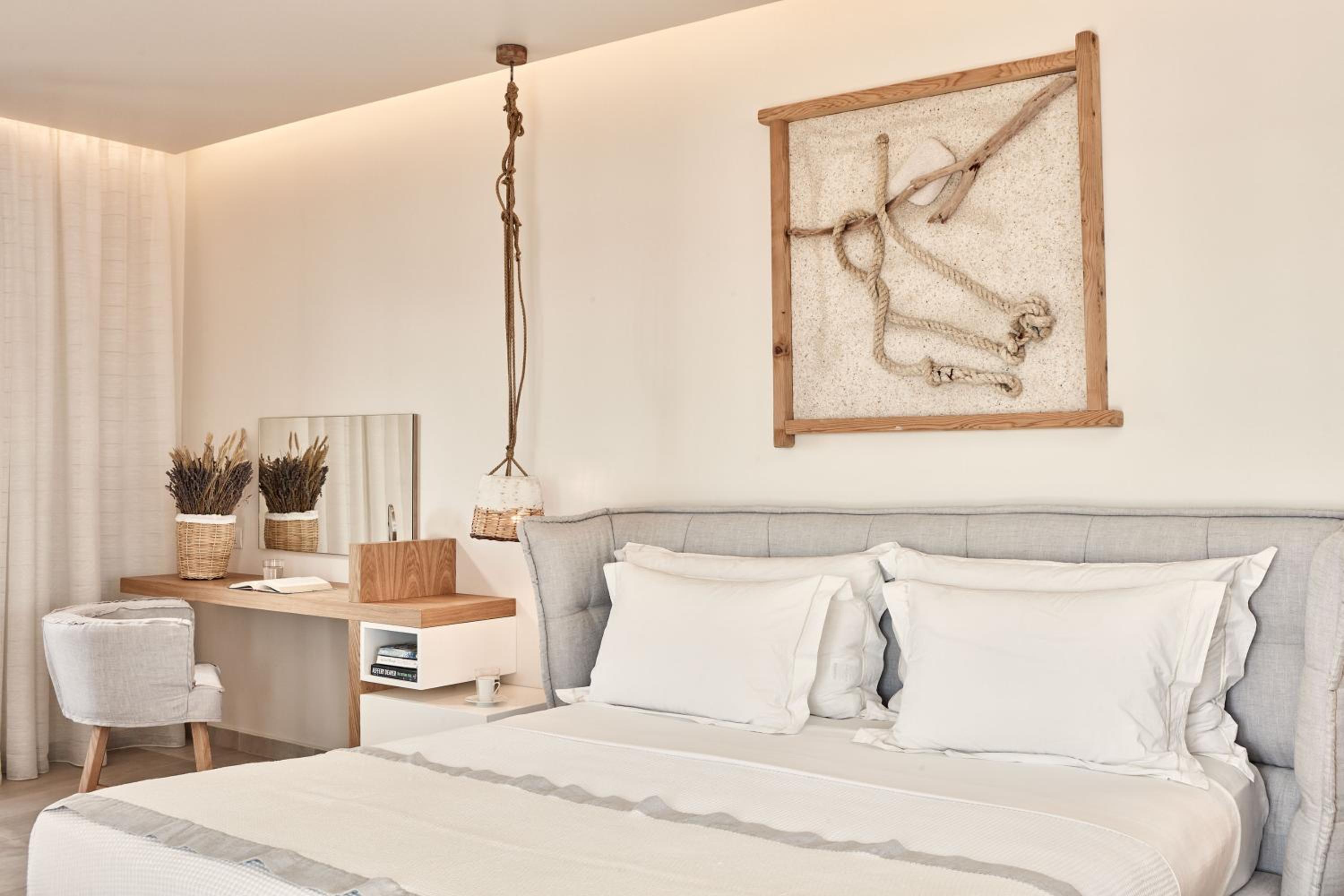 Sea View Suite with Outdoor Hot Tub