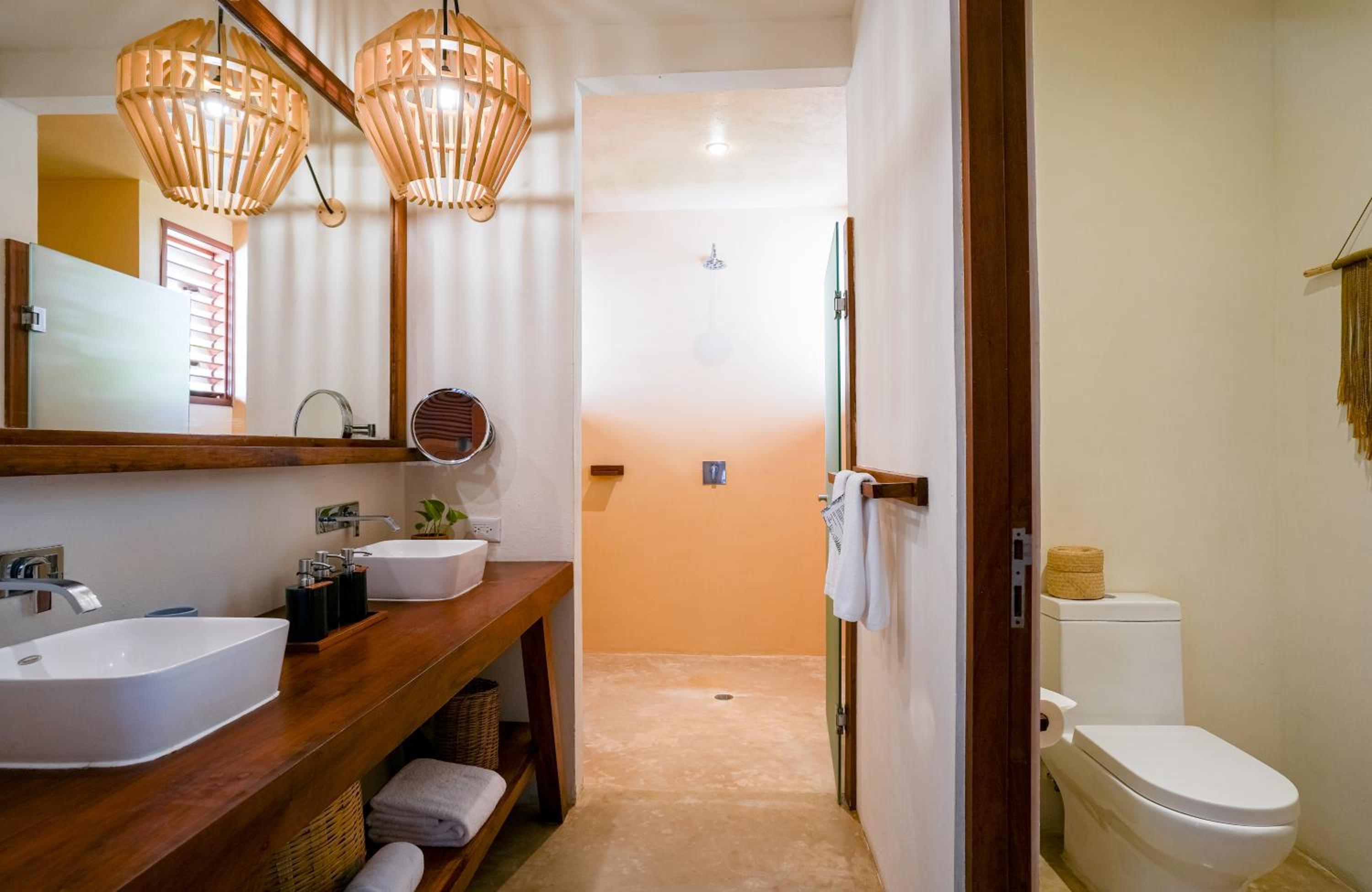 Beachfront ground floor Suite with Plunge pool