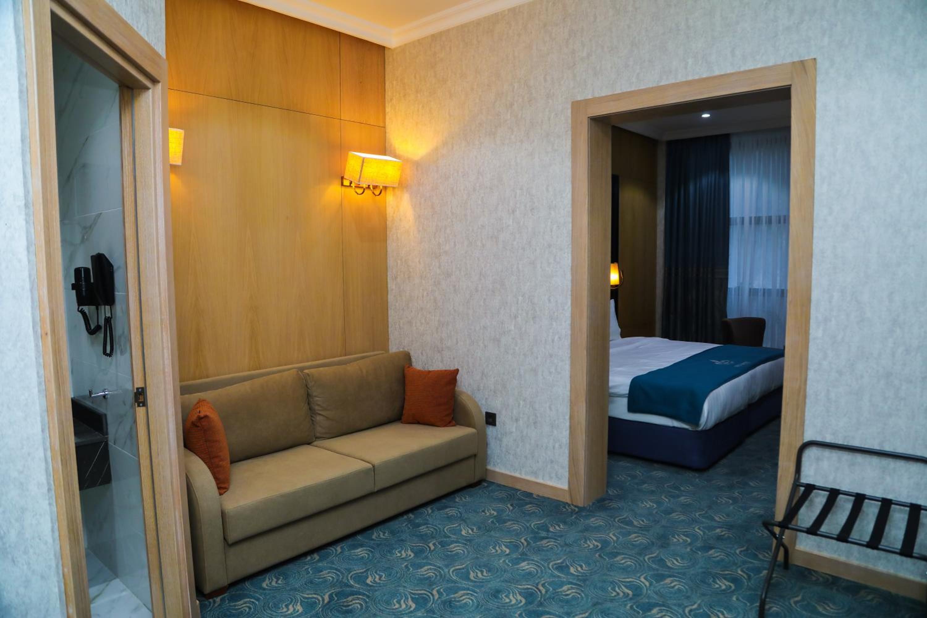 Junior Suite