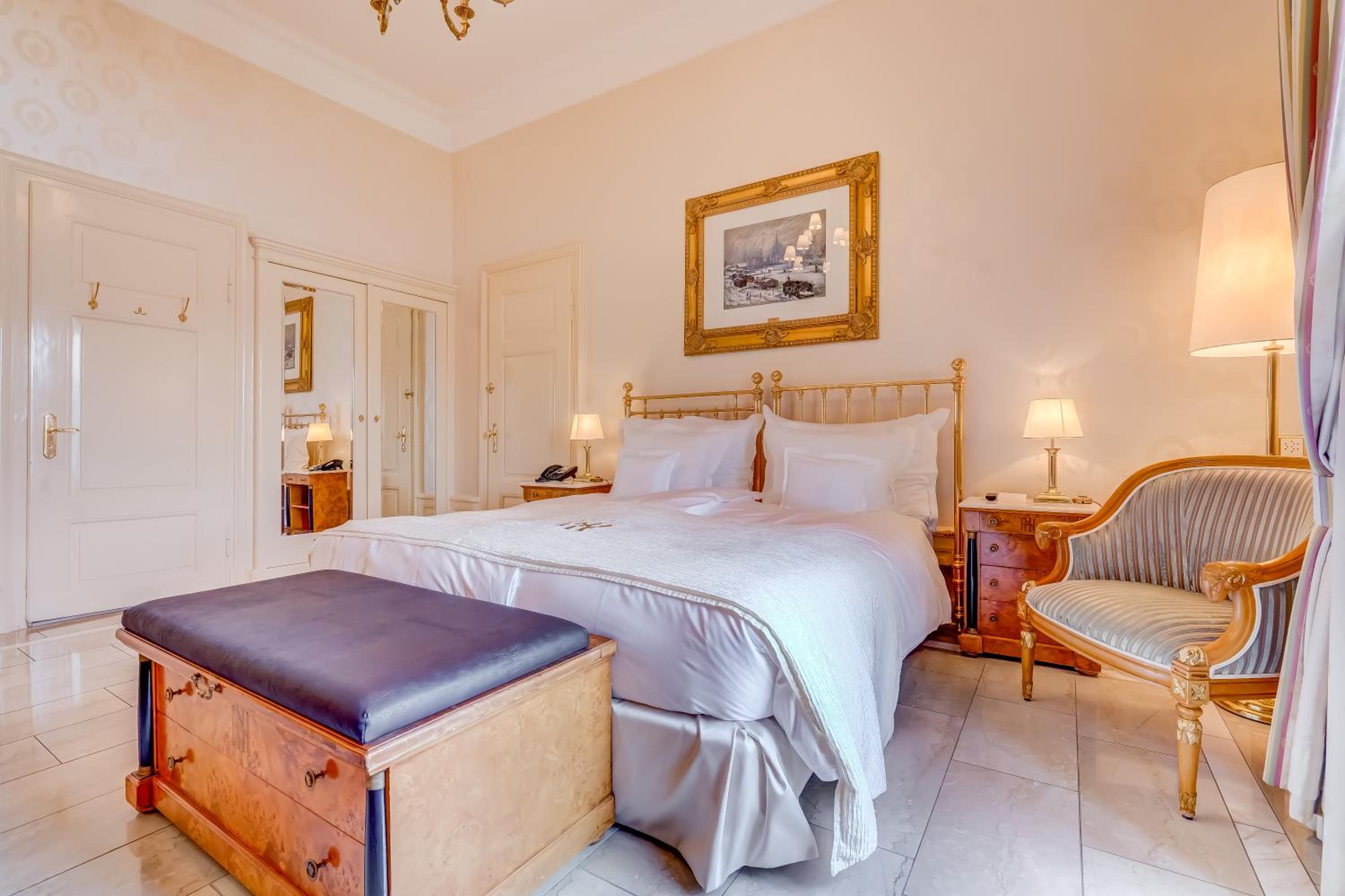 Classic Room With City View