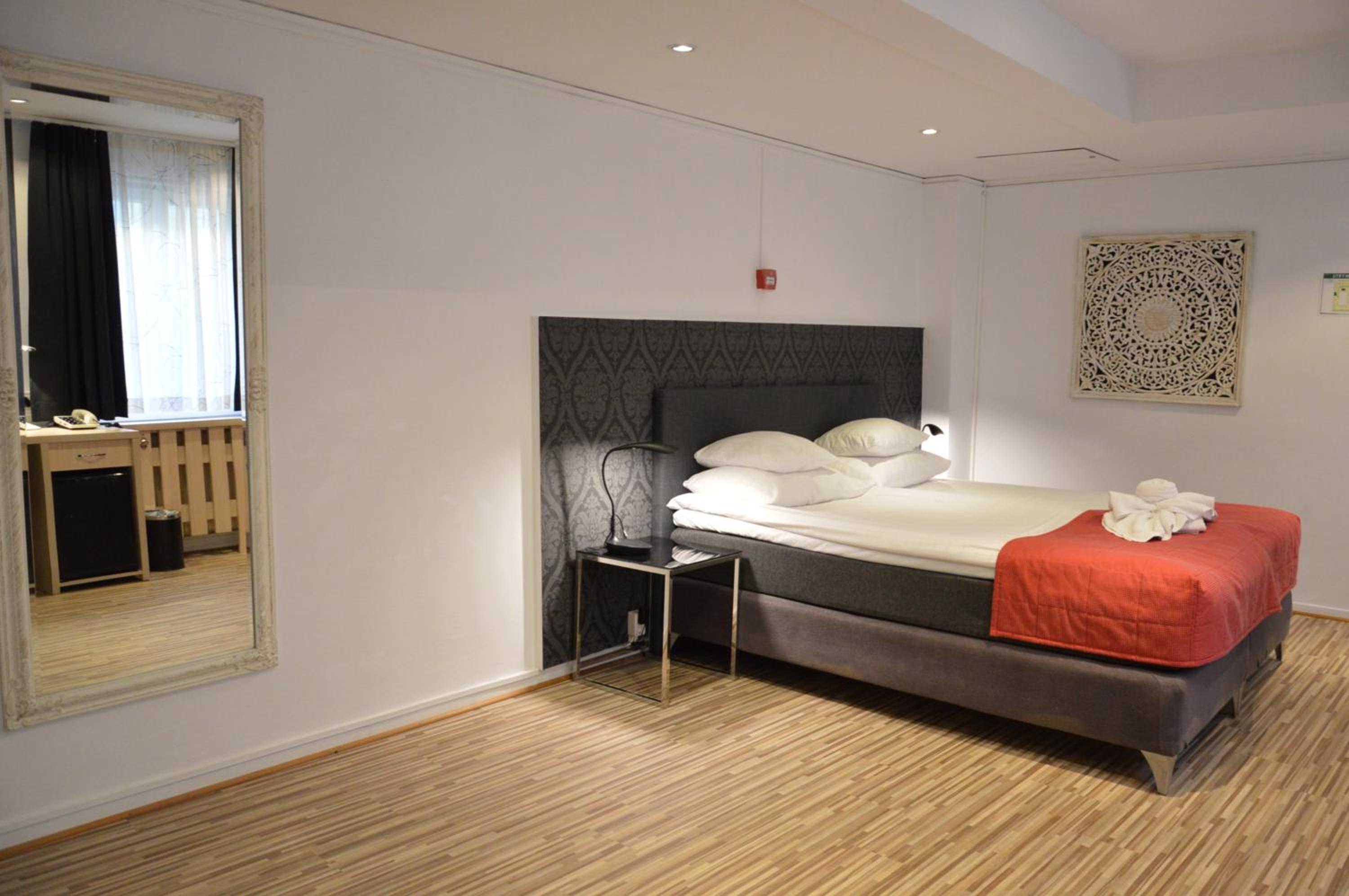 Superior King Room - Non-Smoking