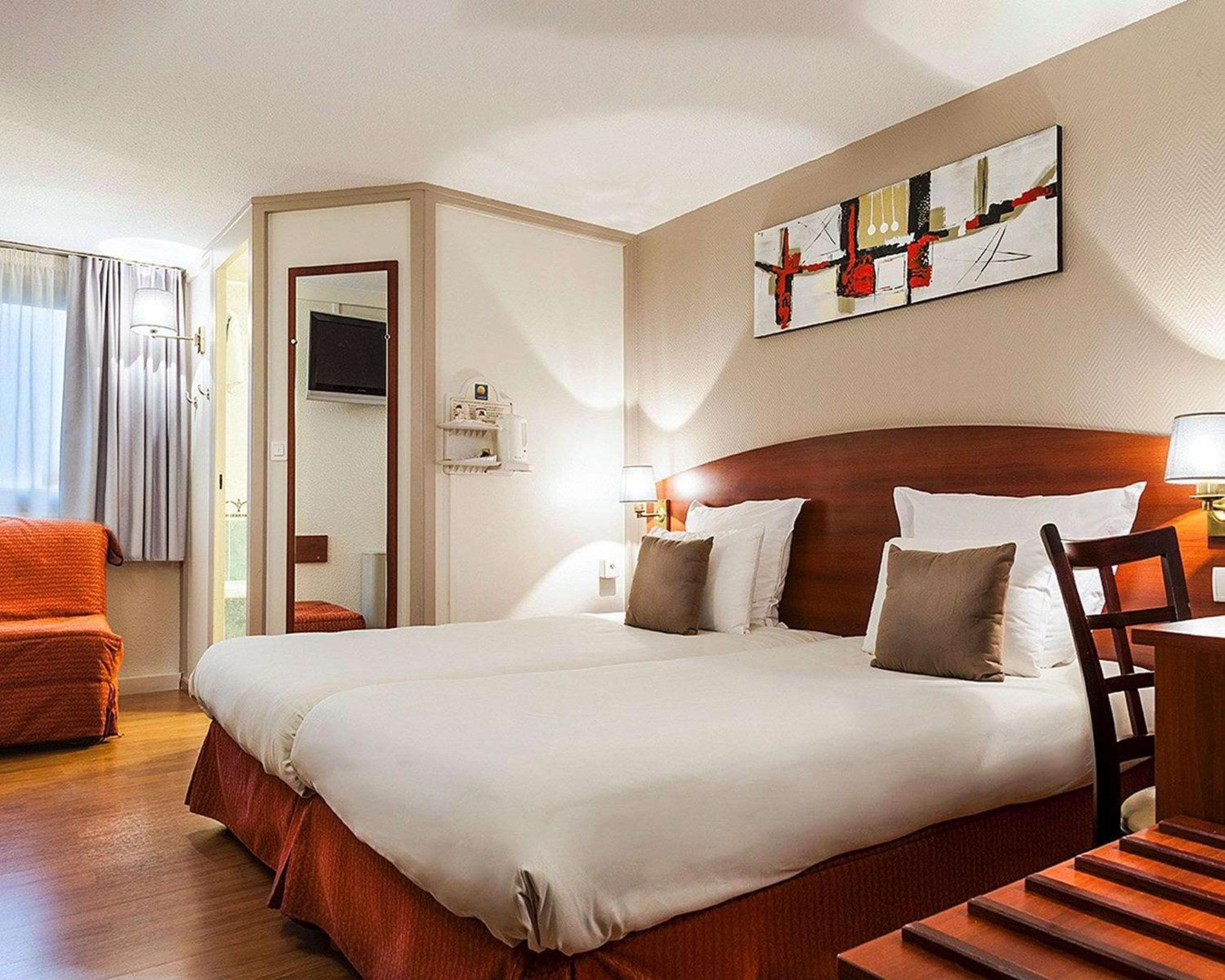 Twin Room with Air Conditioning - Non Smoking