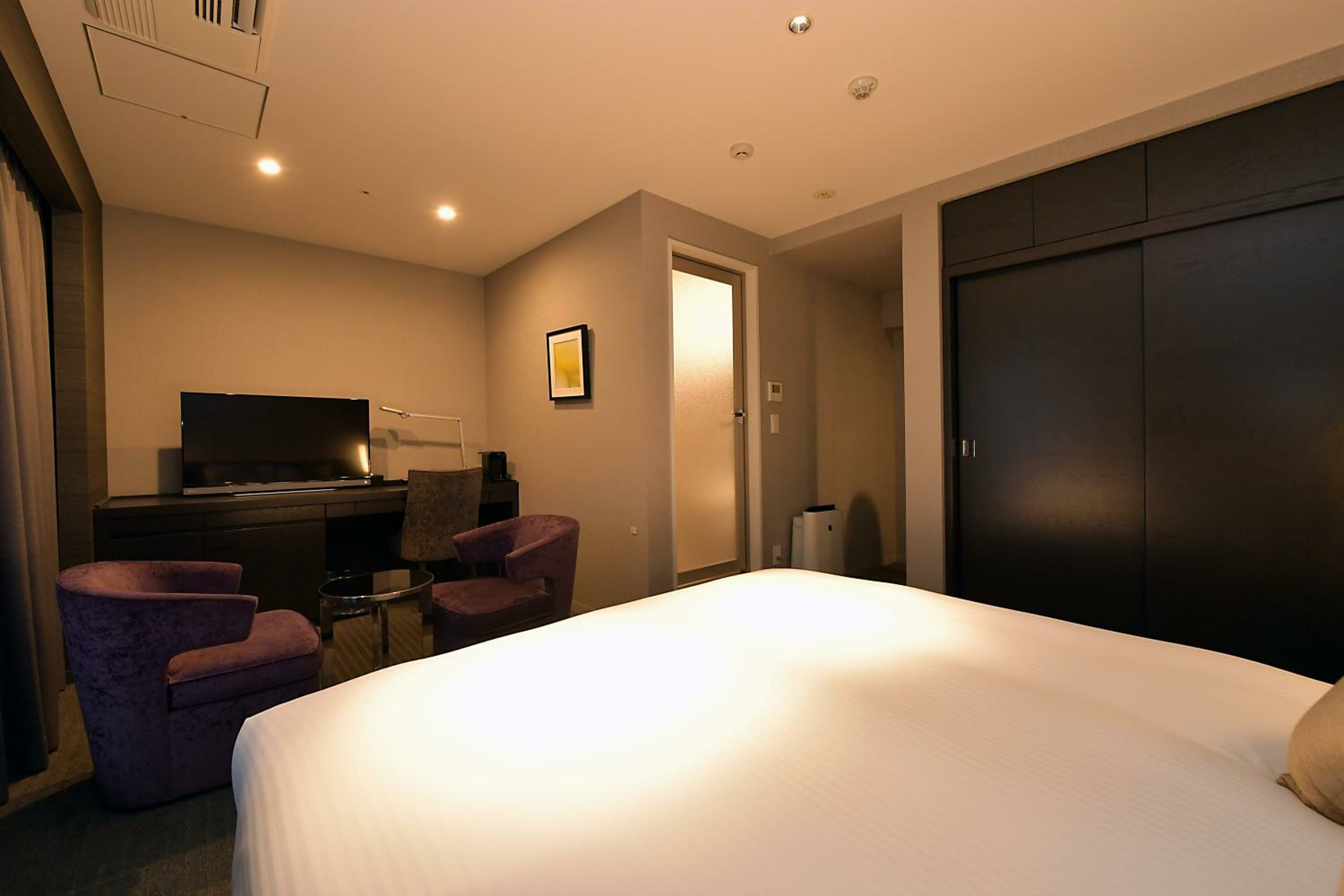 Deluxe Double Room - Non-Smoking