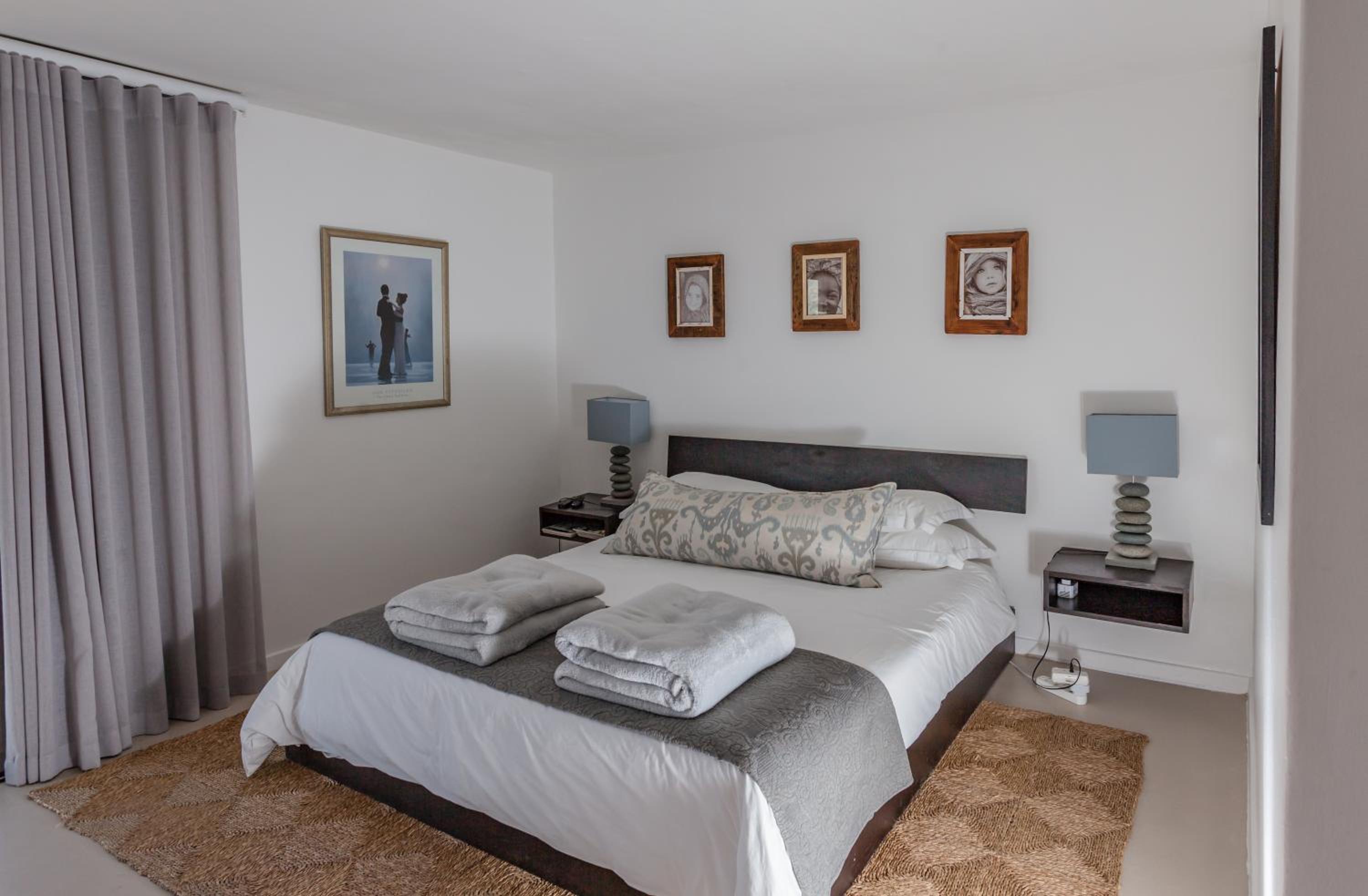 Standard Double Room with Sea View - Lost in Art