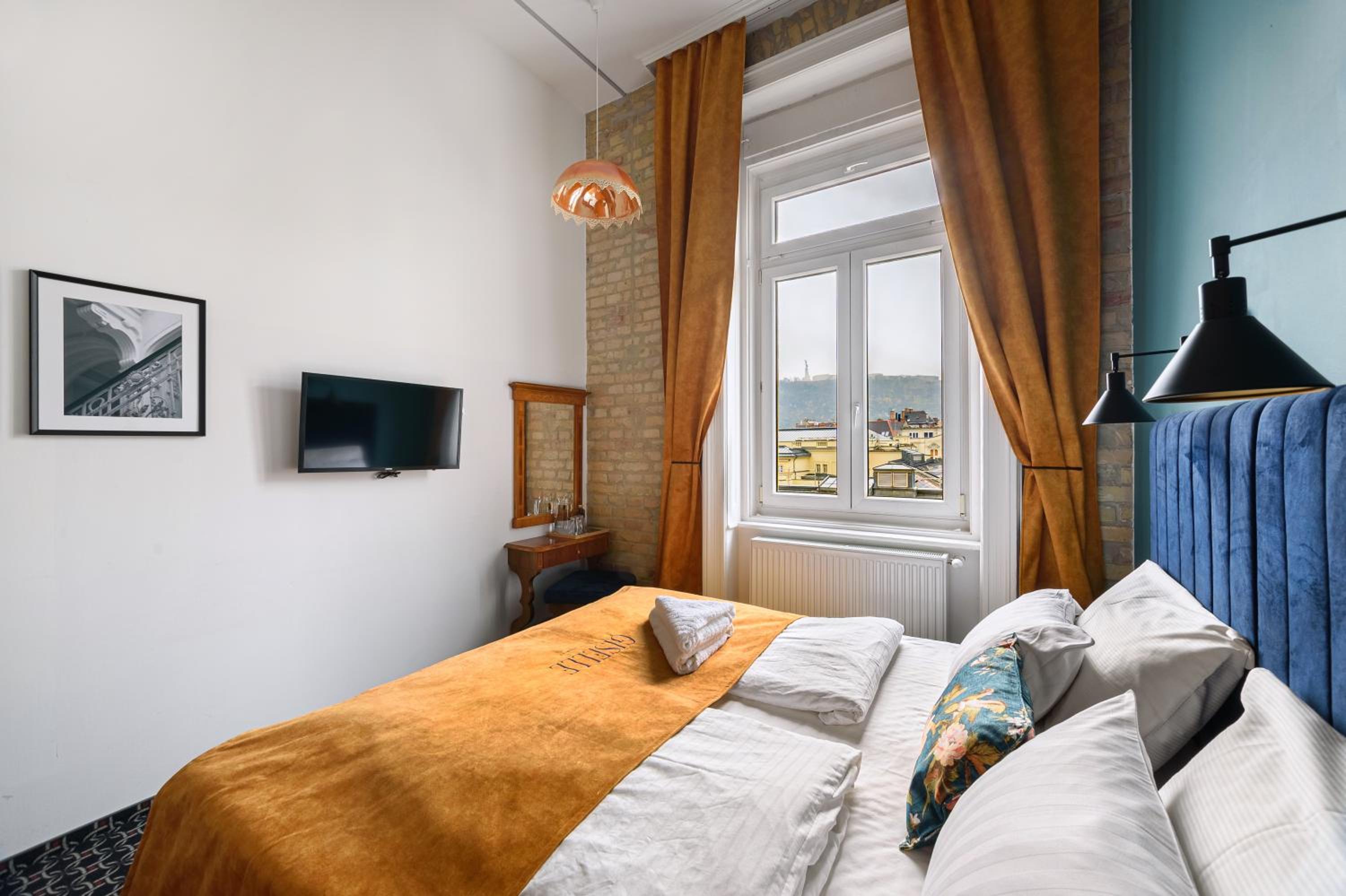 Standard Double Room with View