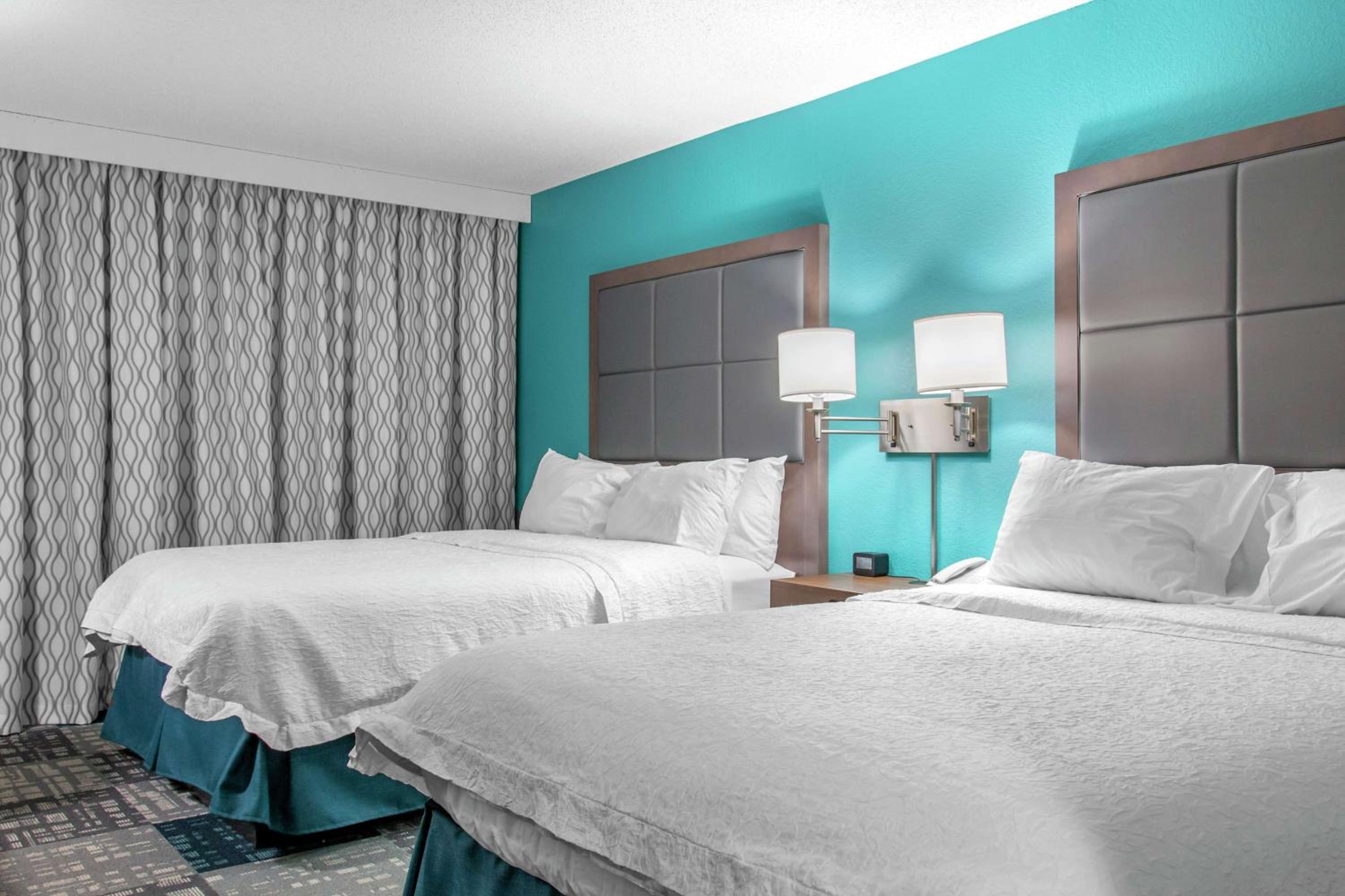Room with Two Queen Beds - Non-Smoking