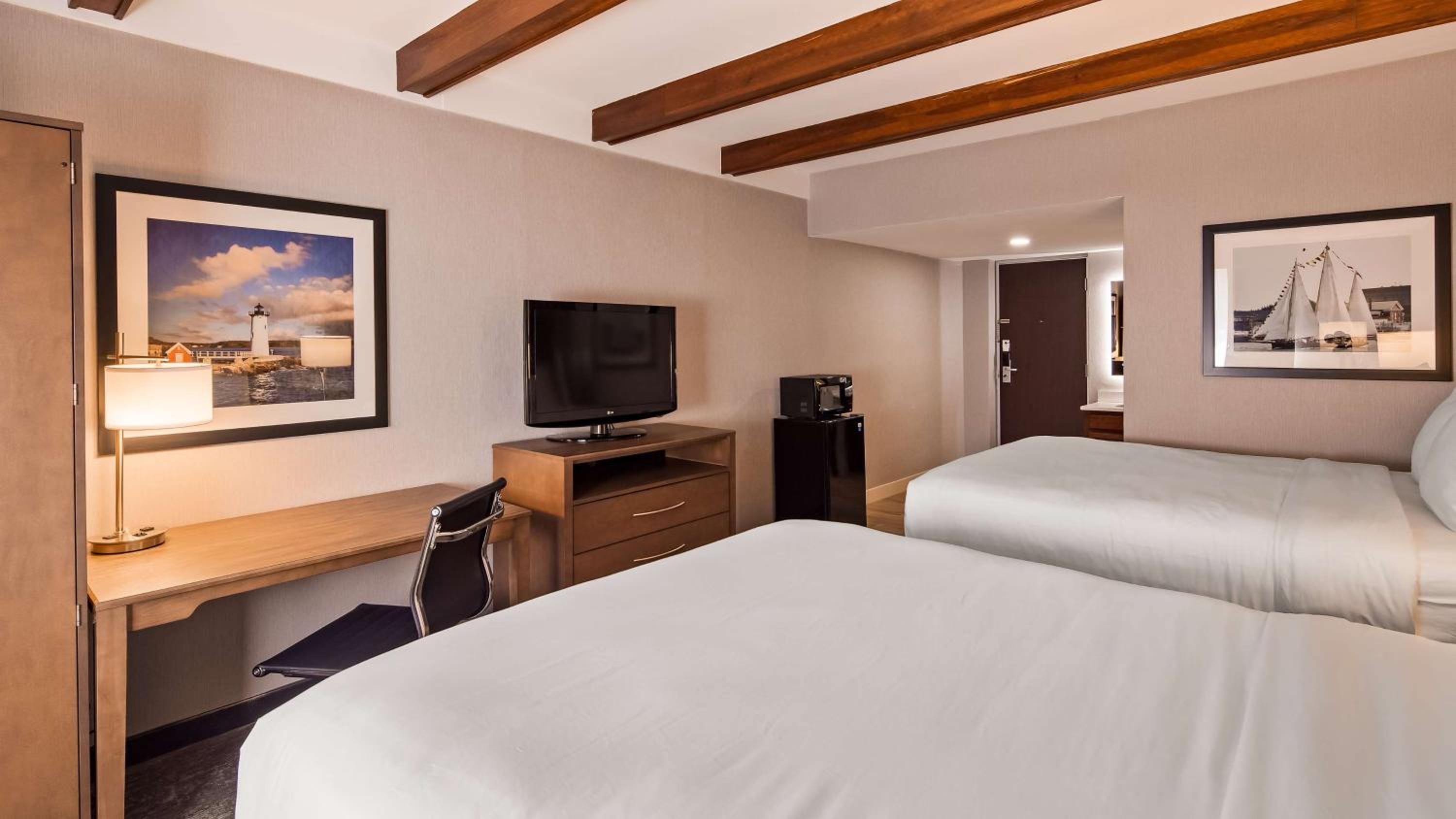Queen Room with Two Queen Beds