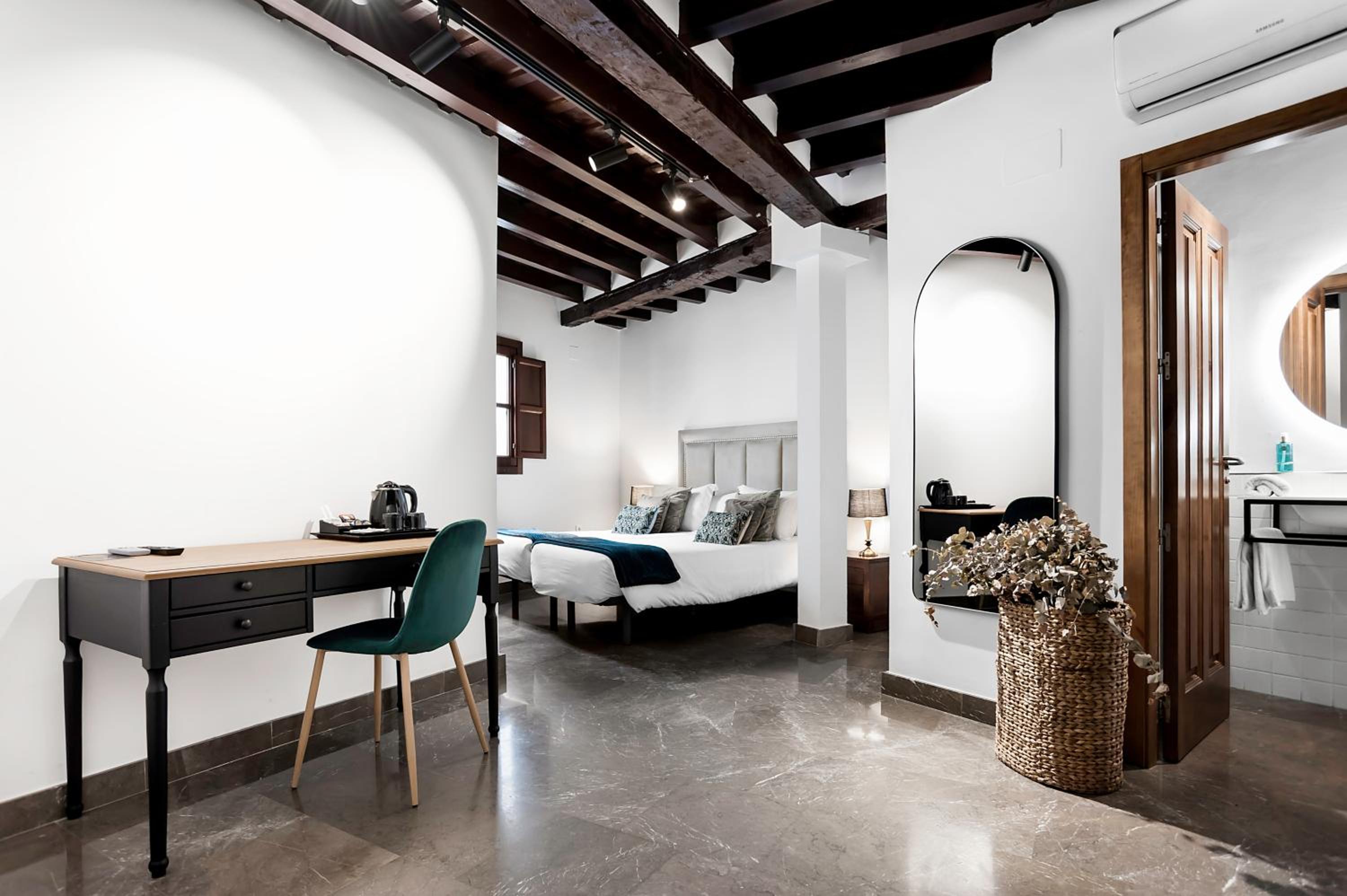 Standard Family Room