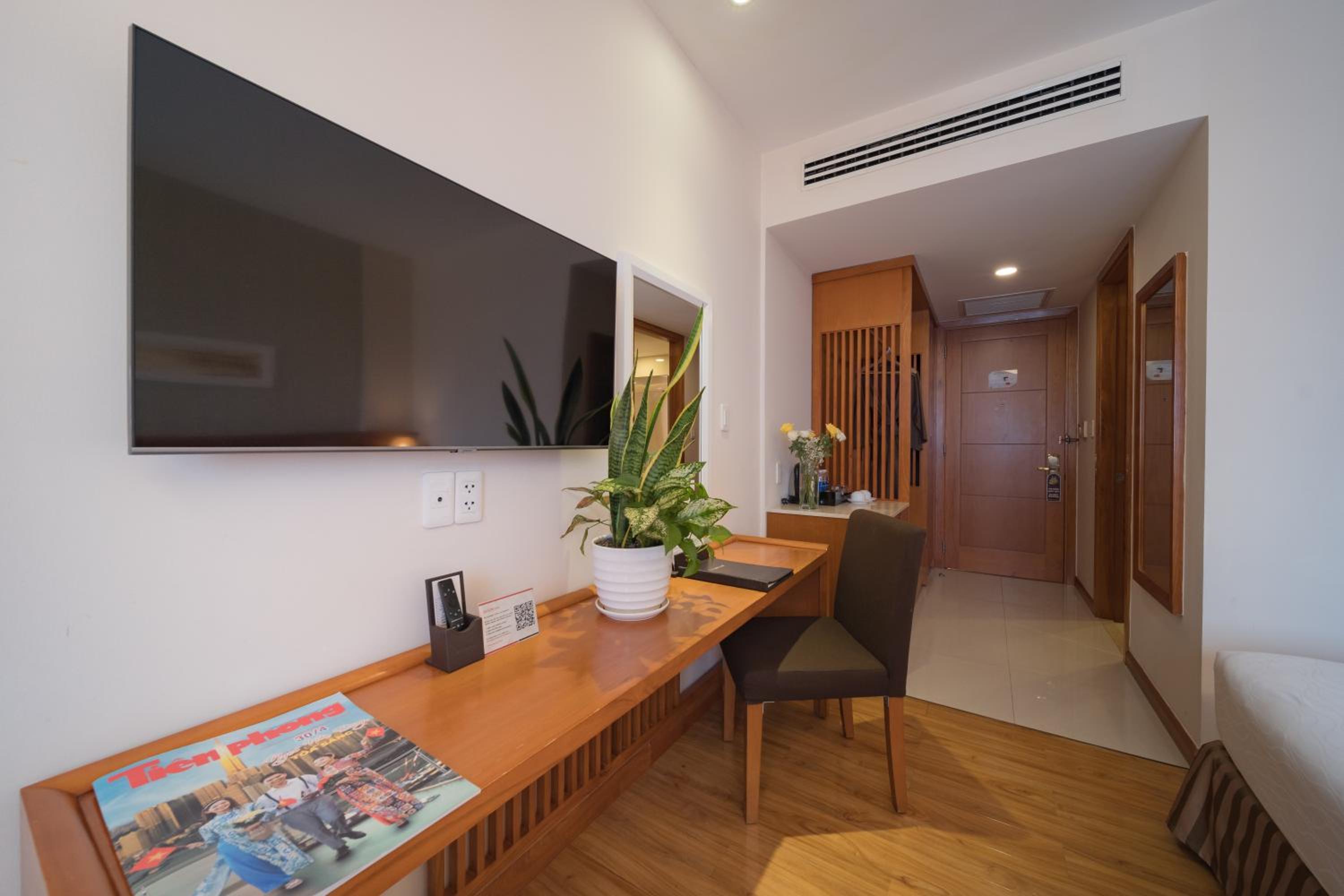 Senior Deluxe Double Room