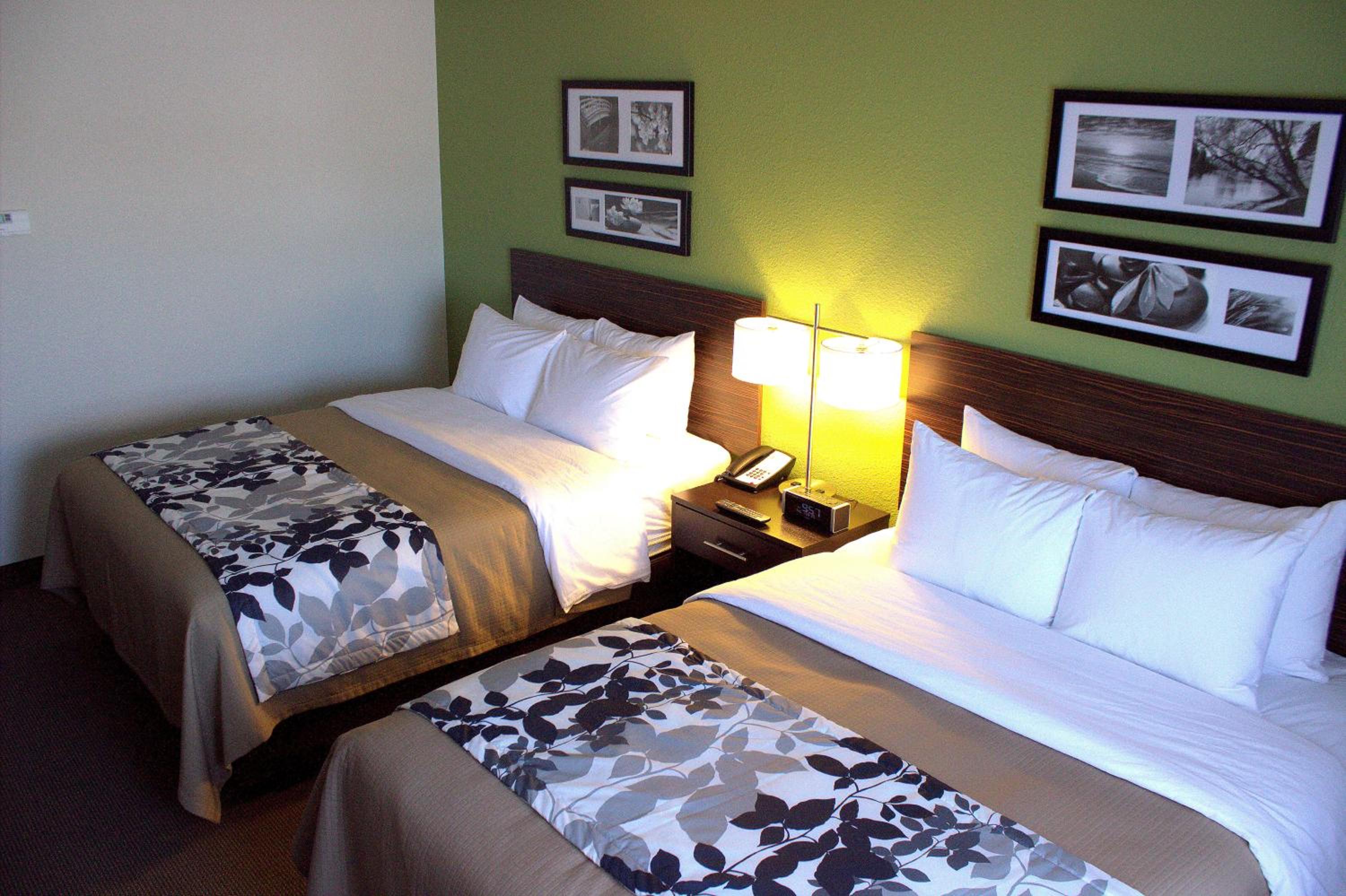 Queen Room with Two Queen Beds - Non-Smoking