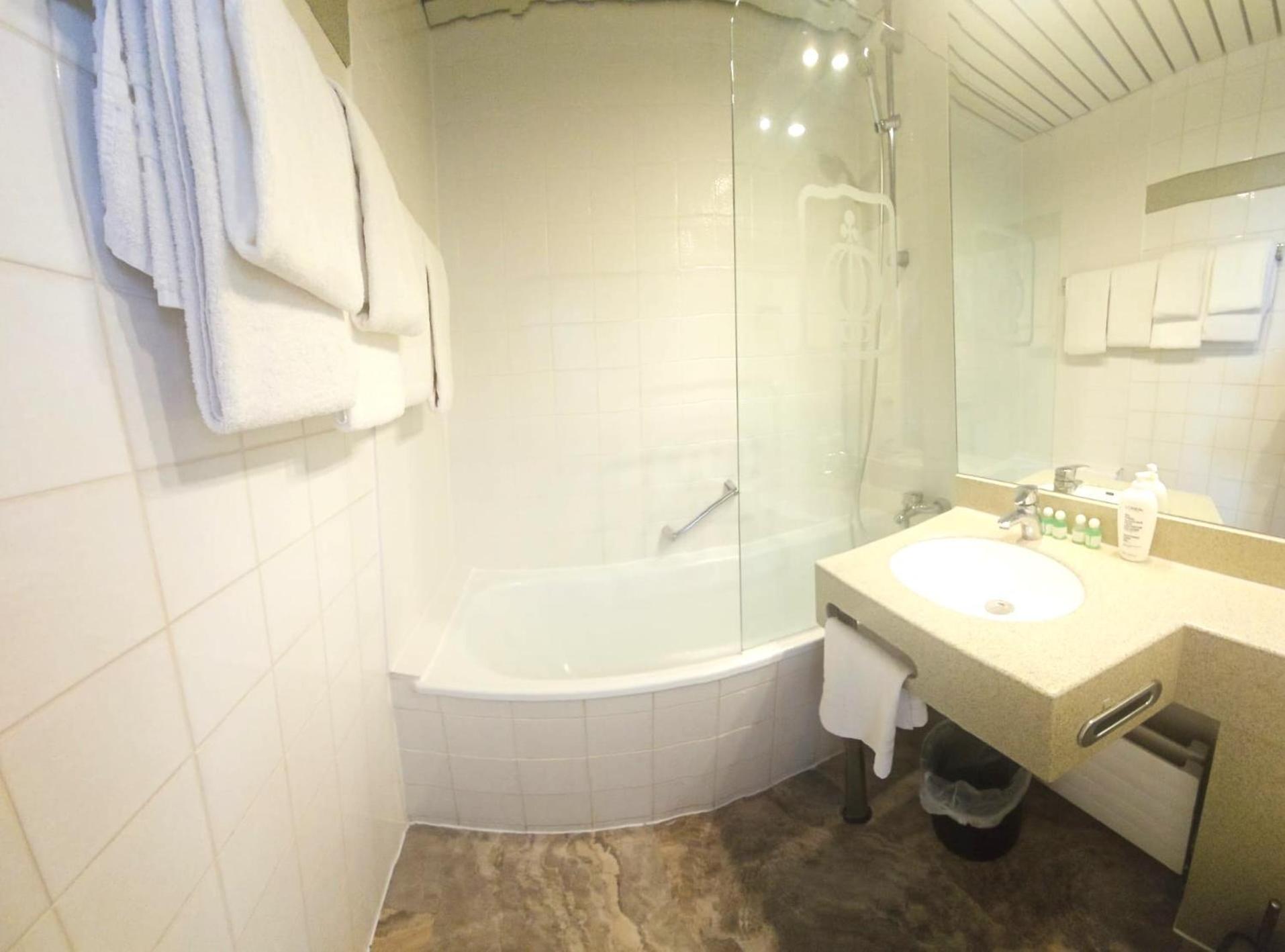Classic Quadruple Room