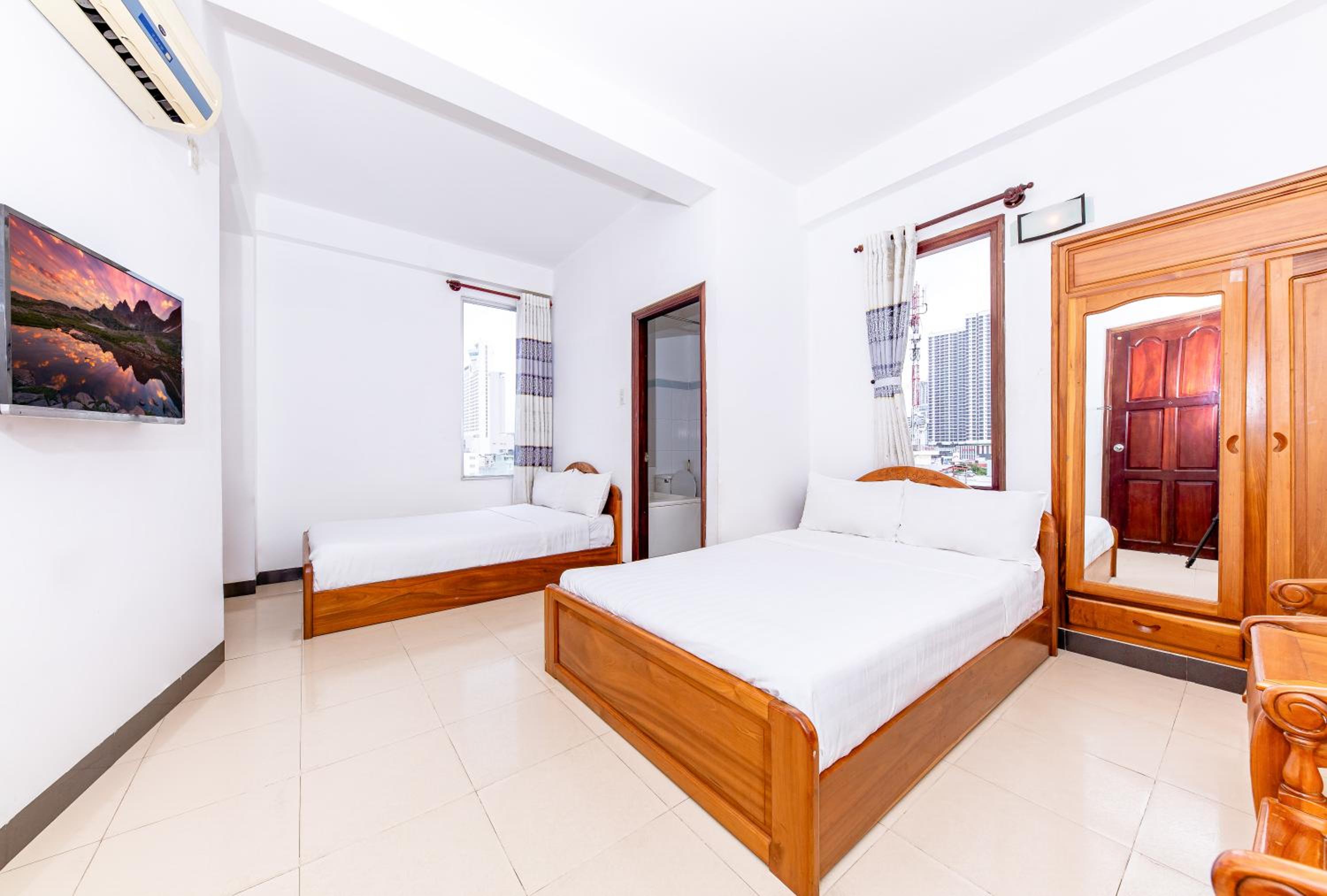 Family Room (4 Adults)