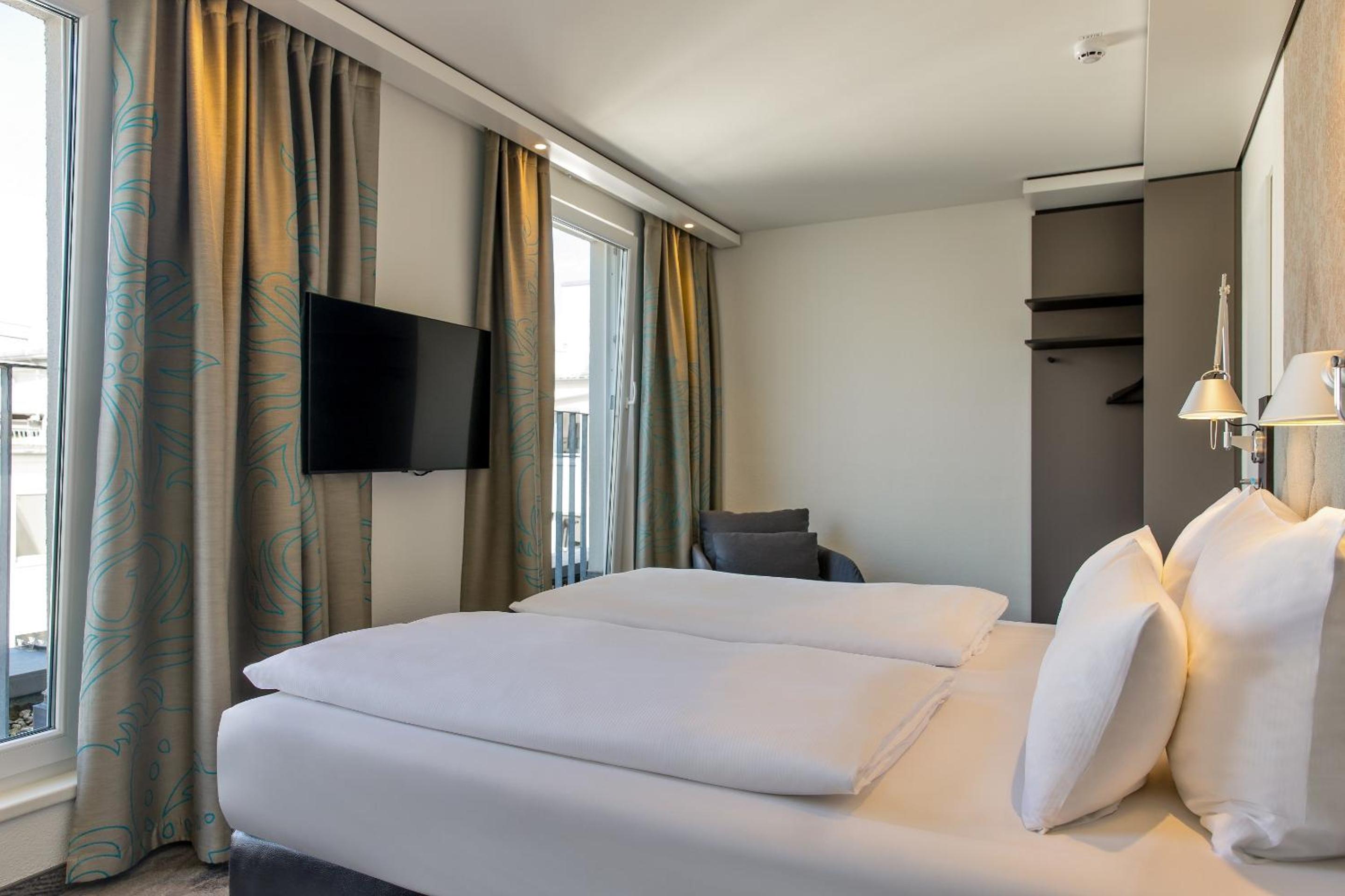 Room with King Size bed