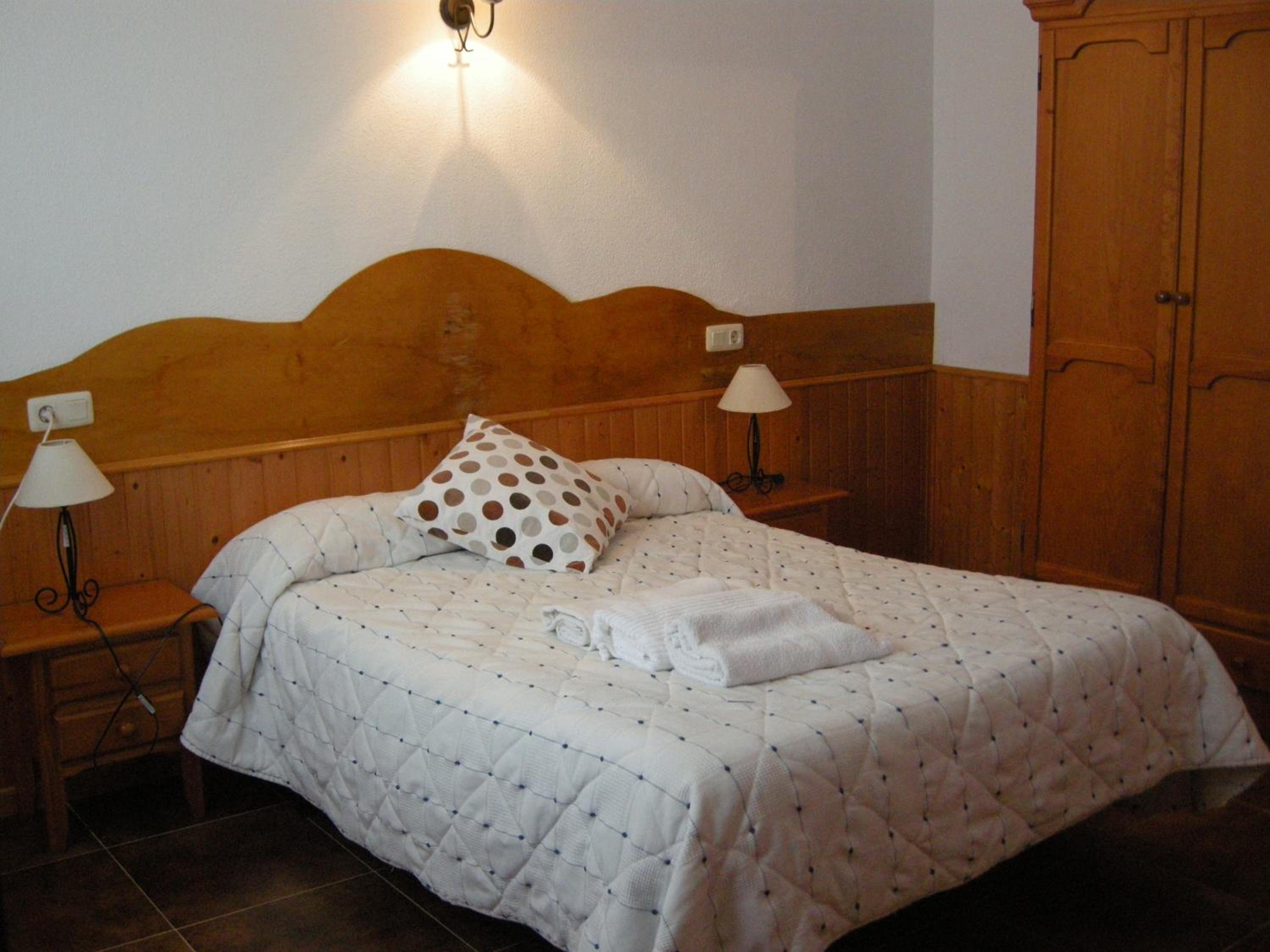 One-Bedroom Apartment (2 Adults)