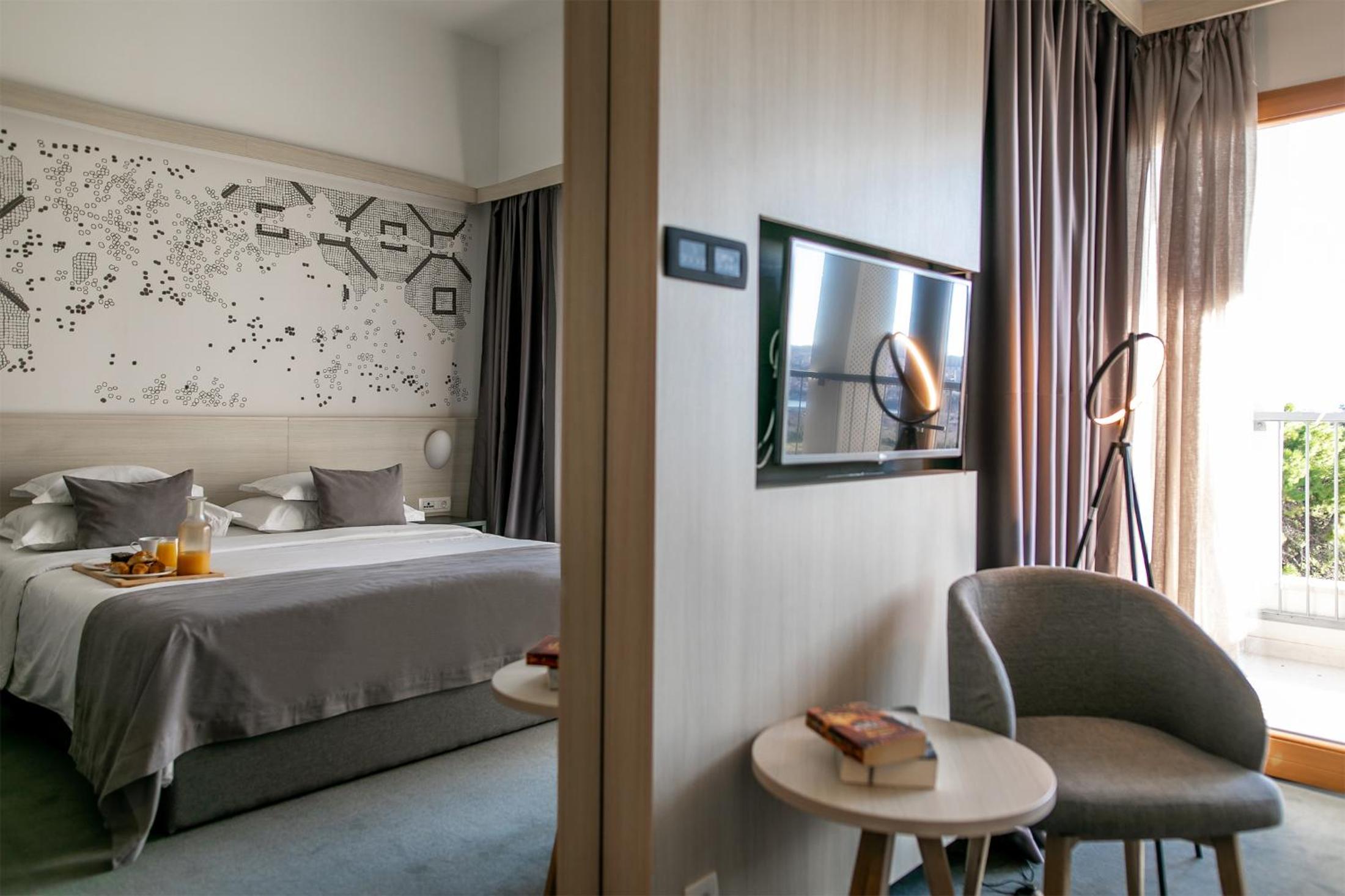 Superior Double Room with Balcony