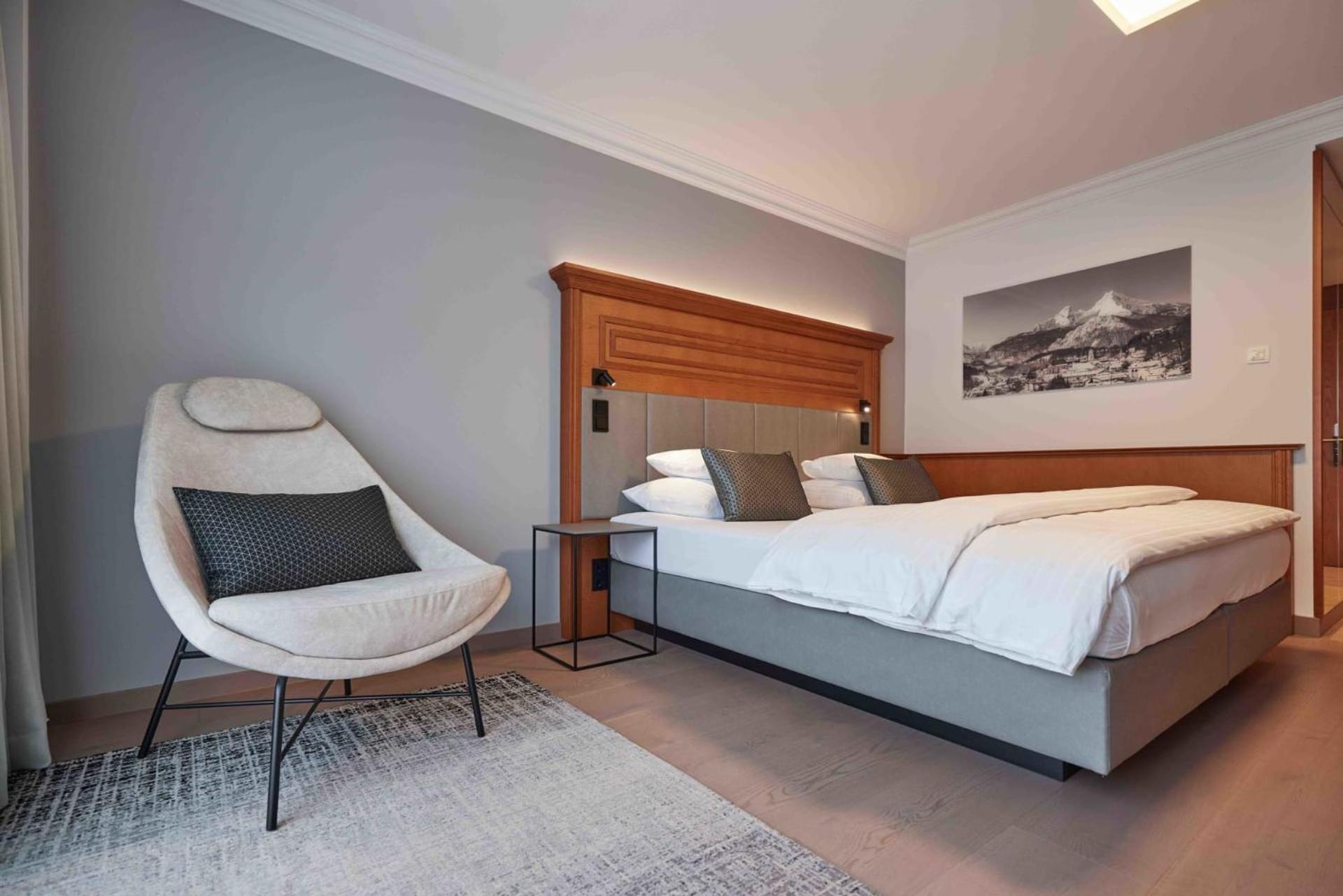 Double Room with Mountain View