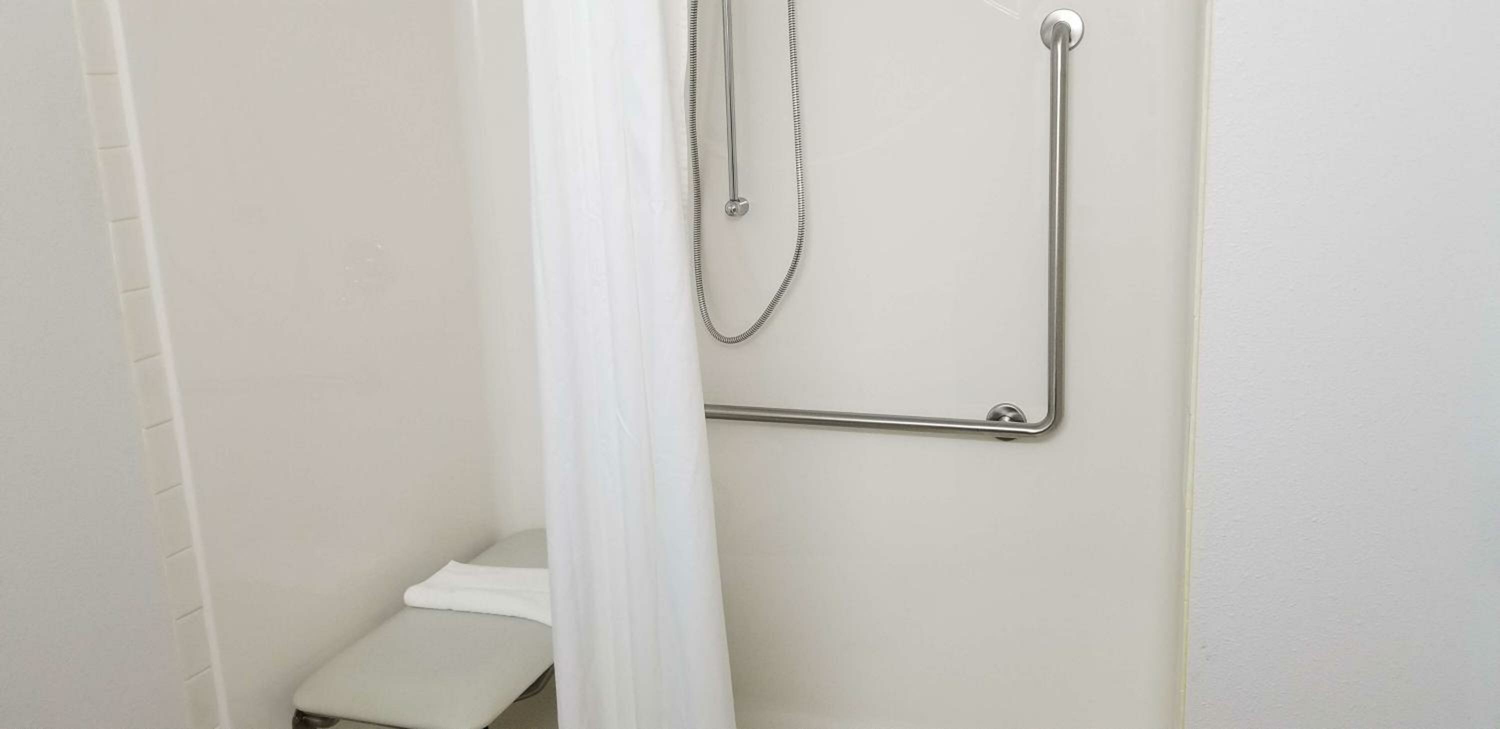 Queen Room - Mobility Access