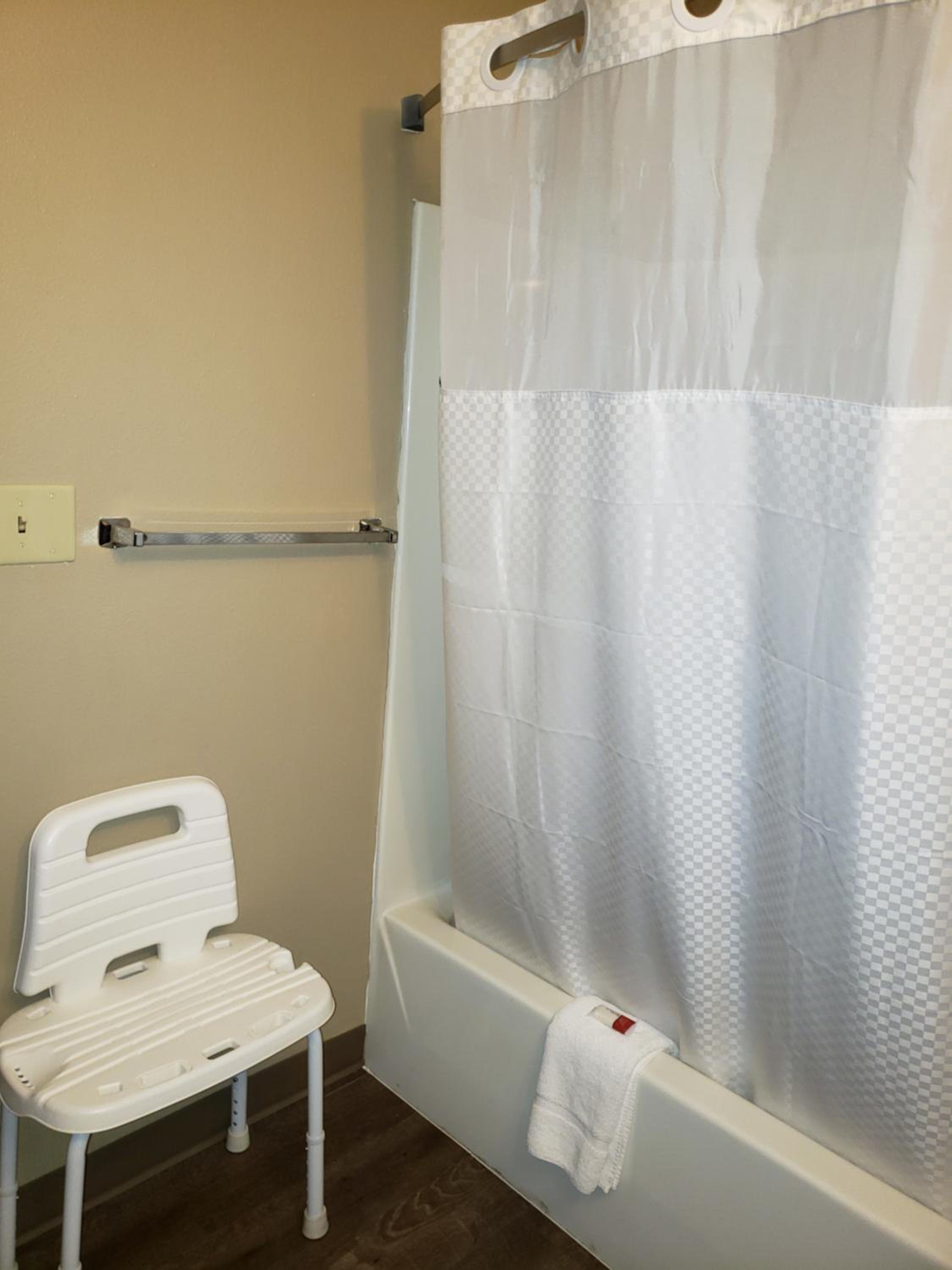 King Room - Mobility Access/Non-Smoking