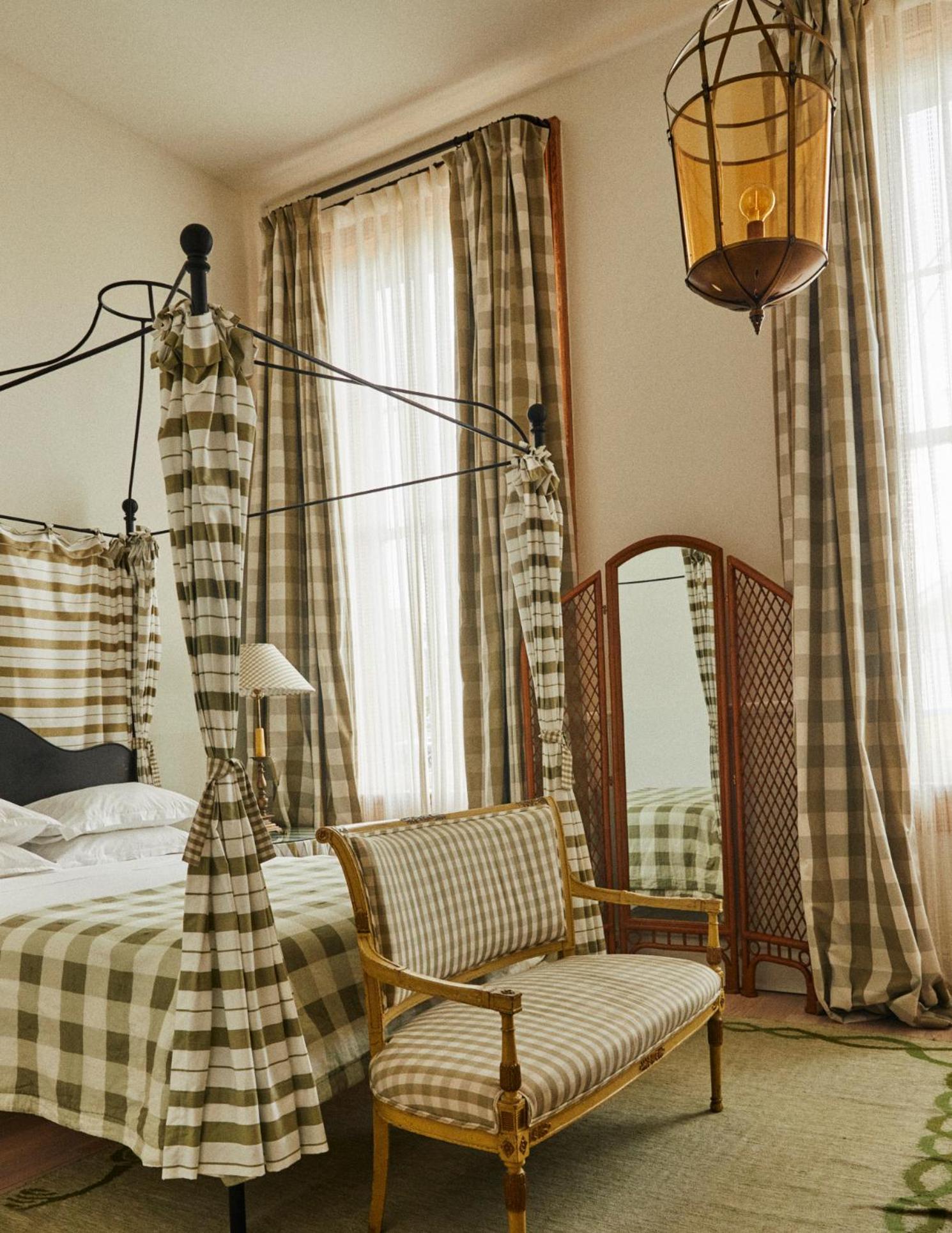 School House Classic