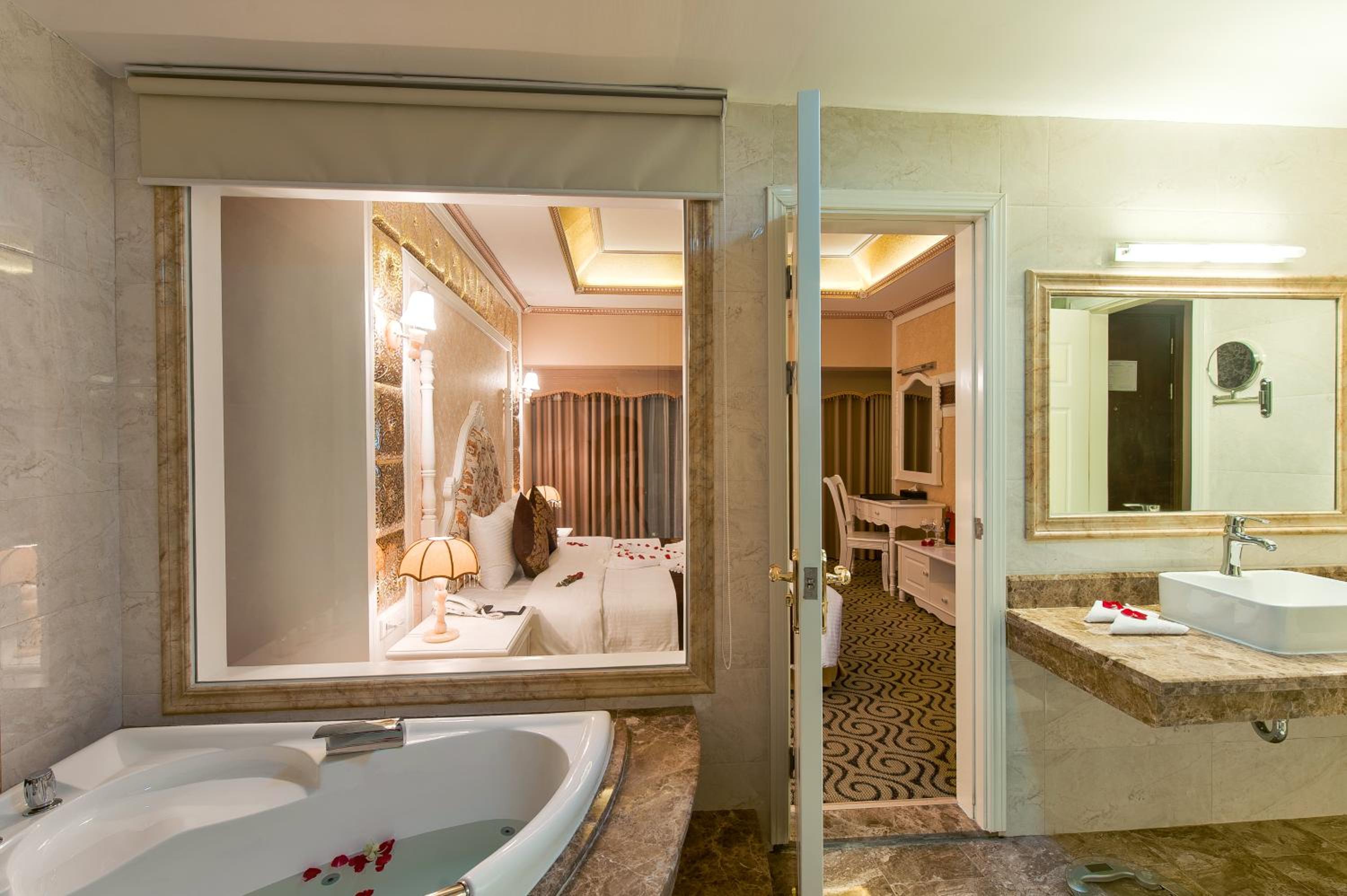 Club Suite