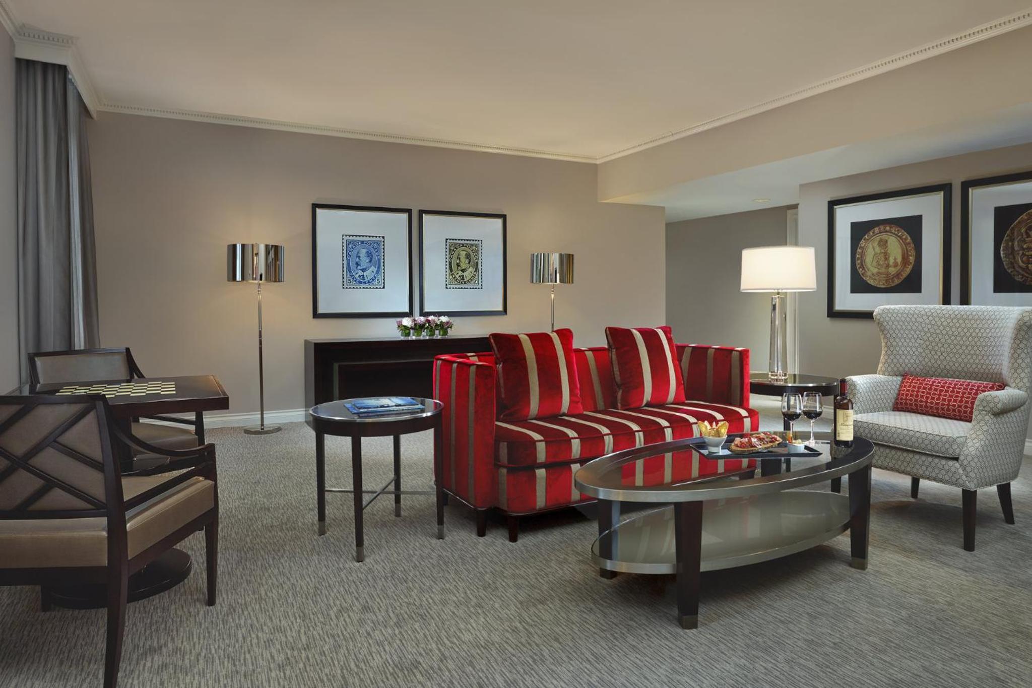 Luxury Executive Suite - 1 King Bed