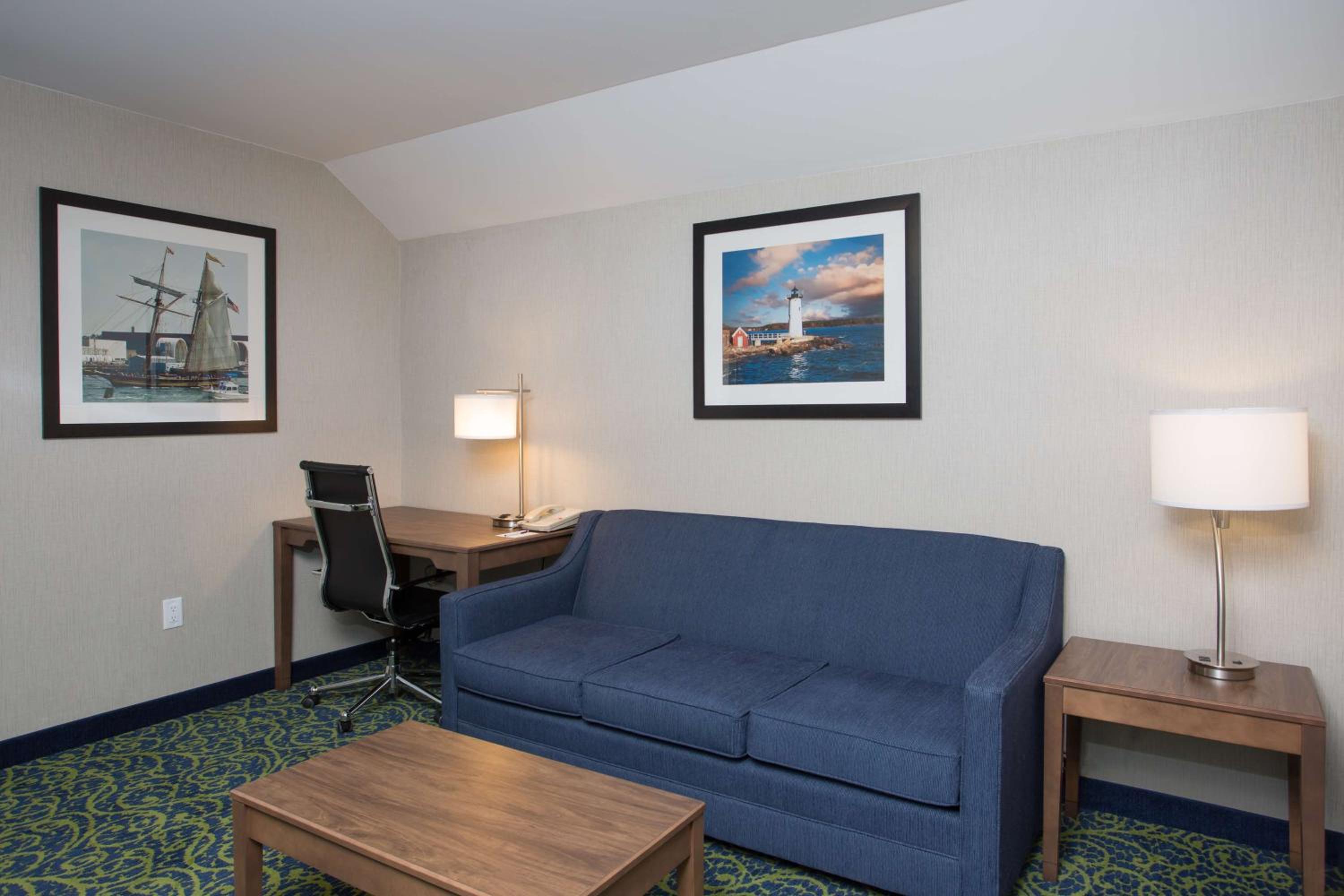 King Suite with Full Kitchen
