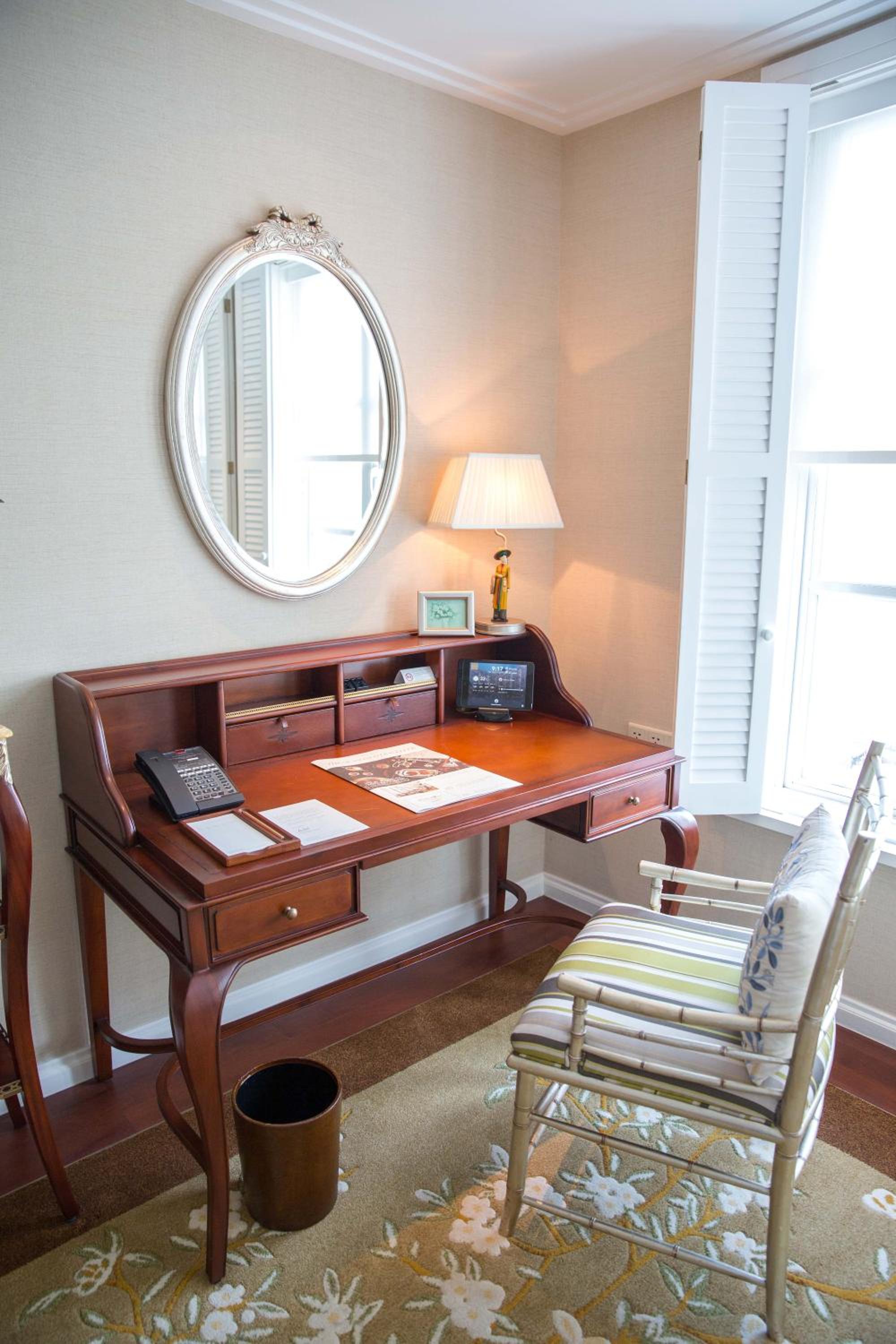 King Room with City View