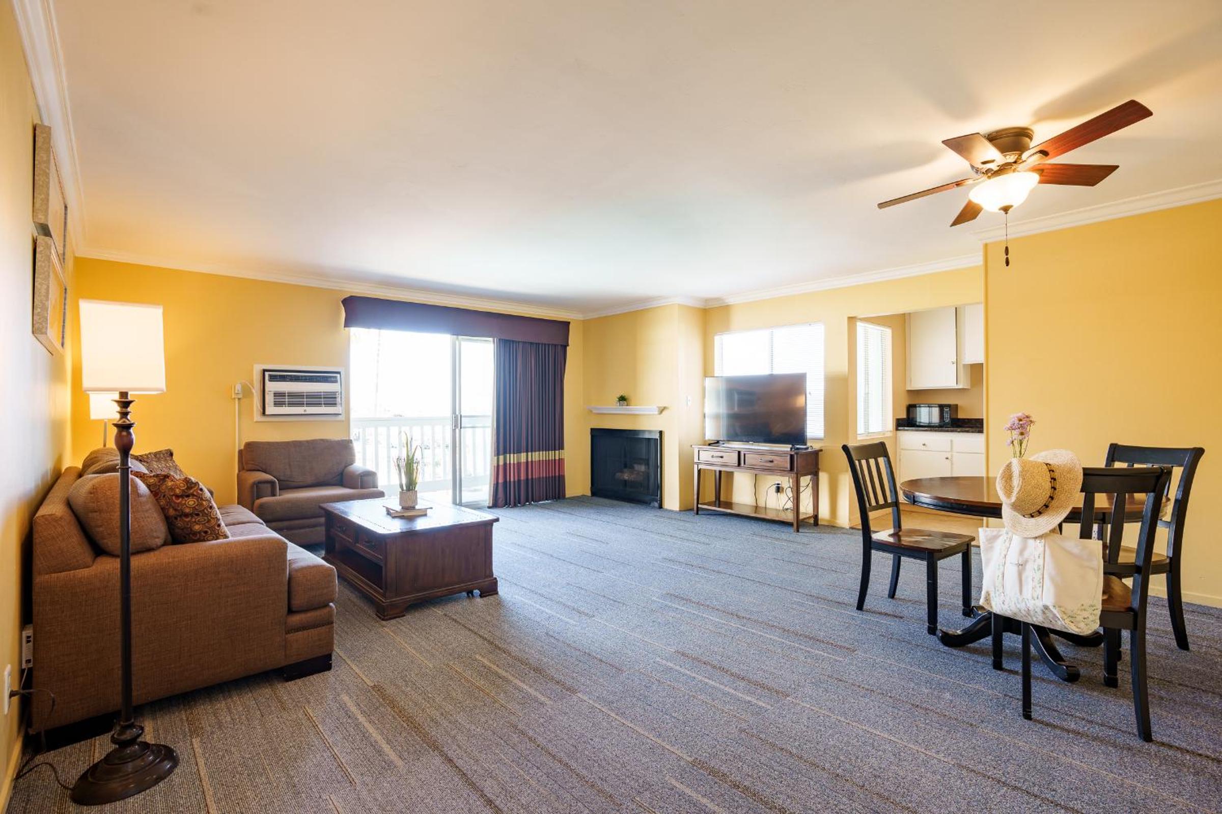 One-Bedroom Suite