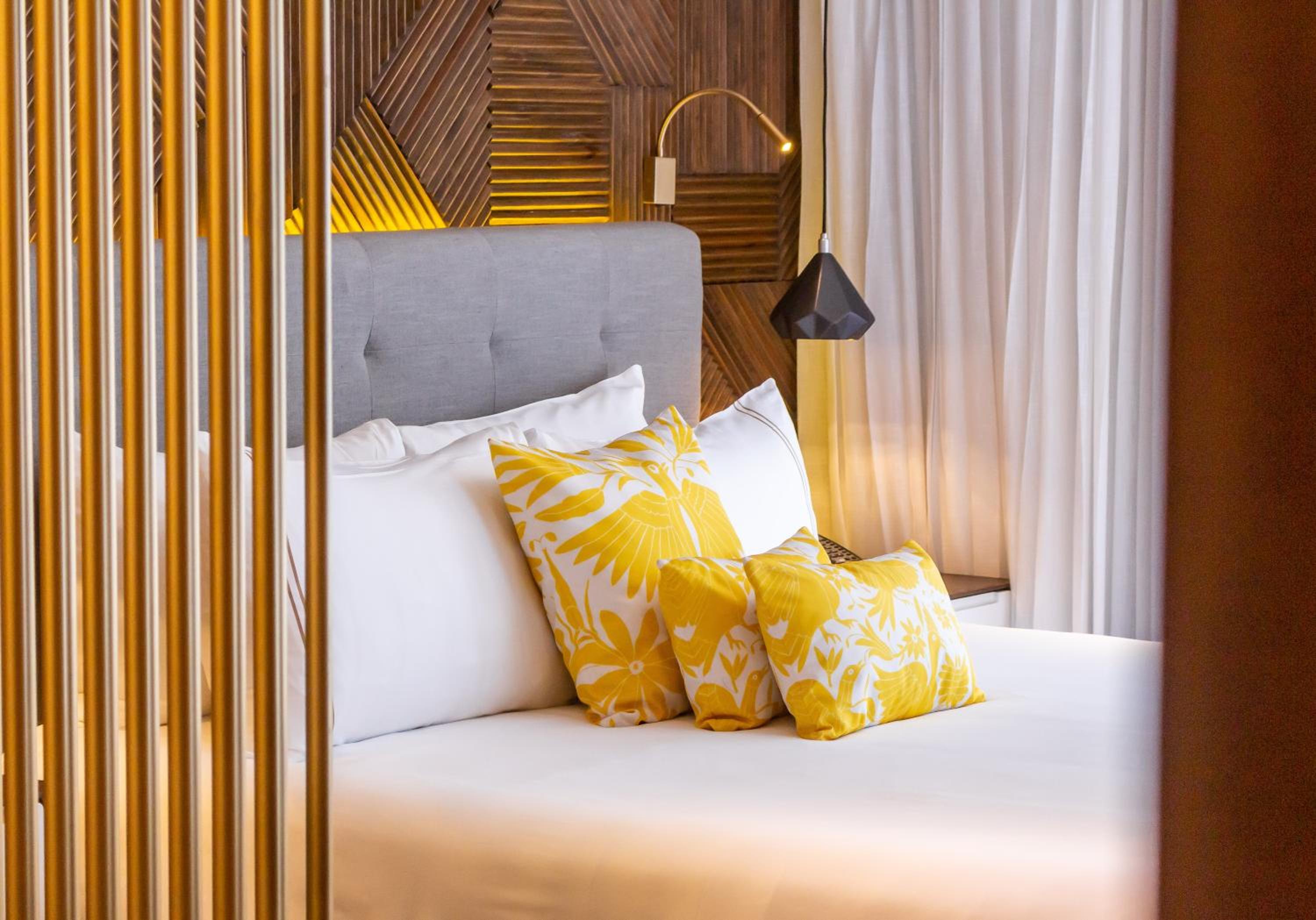 Junior King Suite with Seating Area